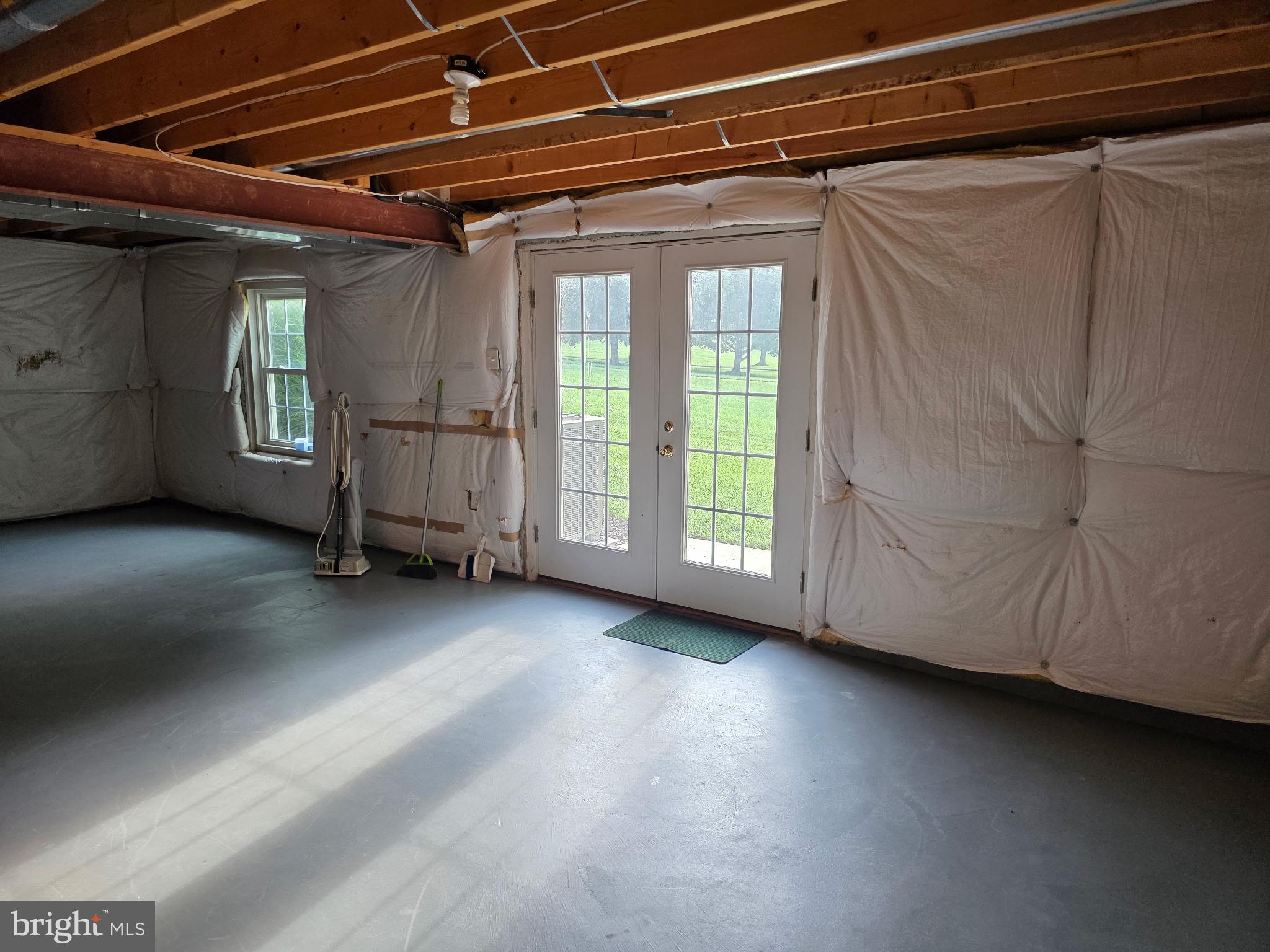 SHERLOCK HOLMES ESTATES - Residential