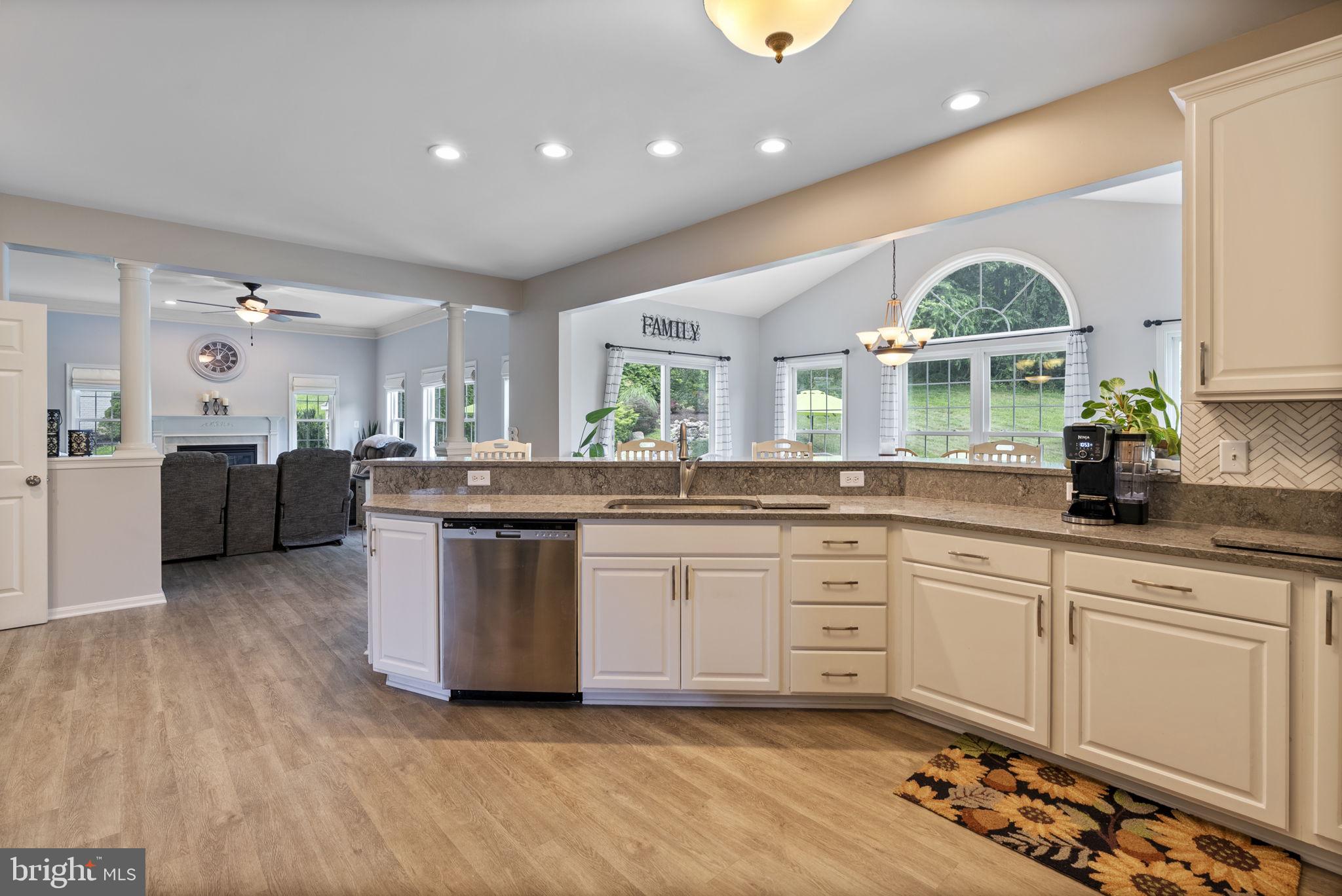 SHERLOCK HOLMES ESTATES - Residential