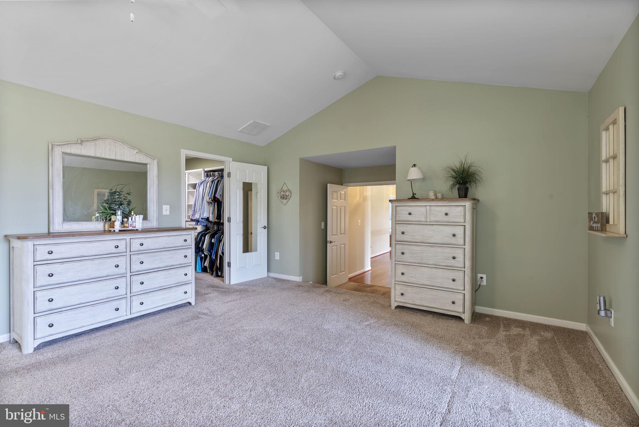 SHERLOCK HOLMES ESTATES - Residential