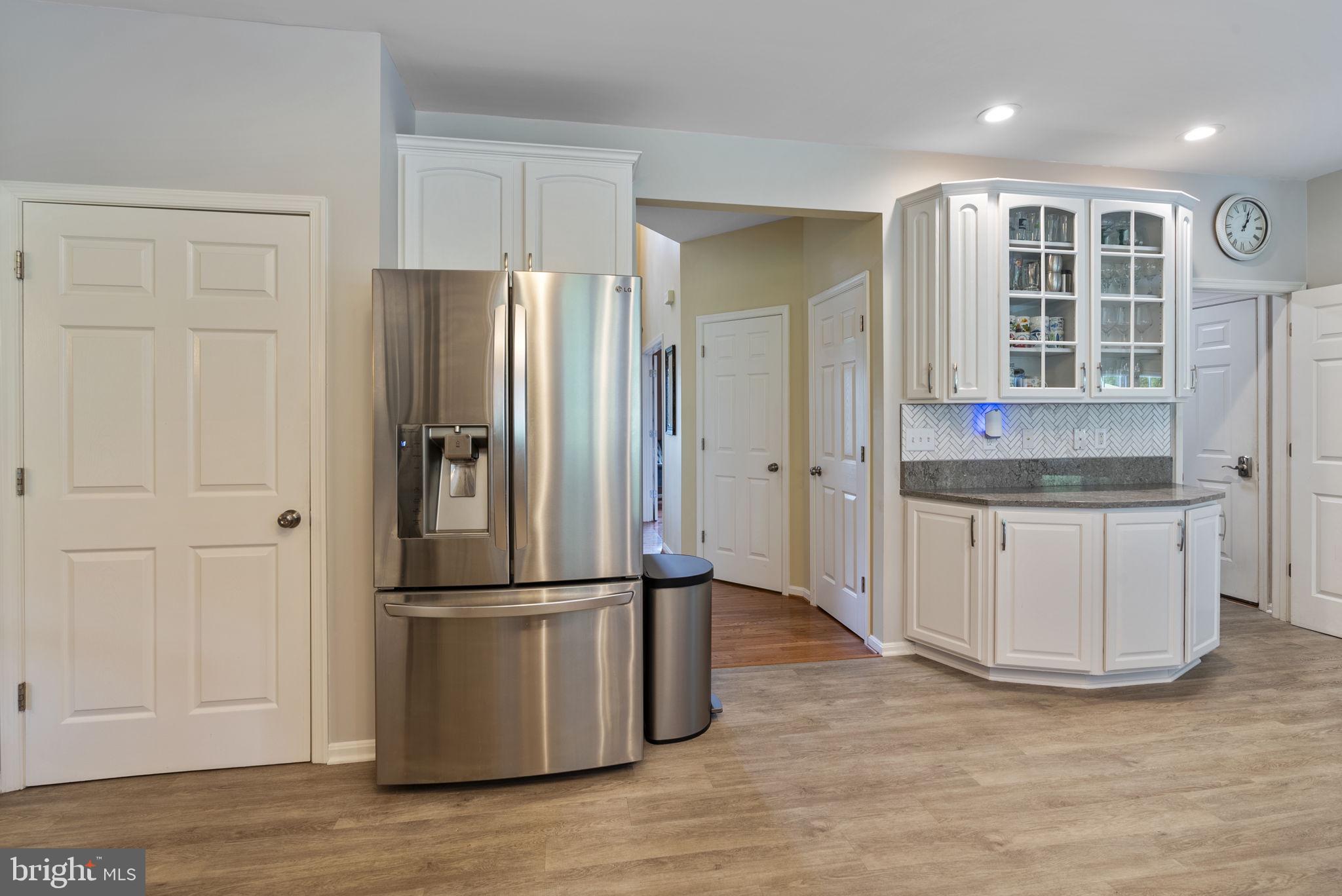 SHERLOCK HOLMES ESTATES - Residential