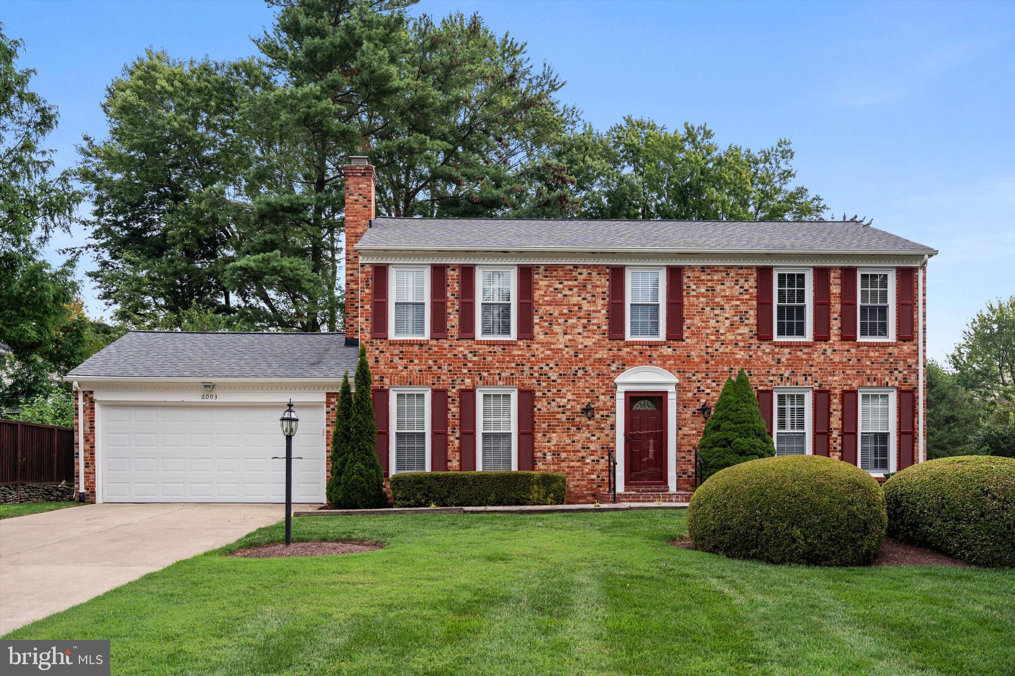 6003 LINCOLNWOOD COURT
