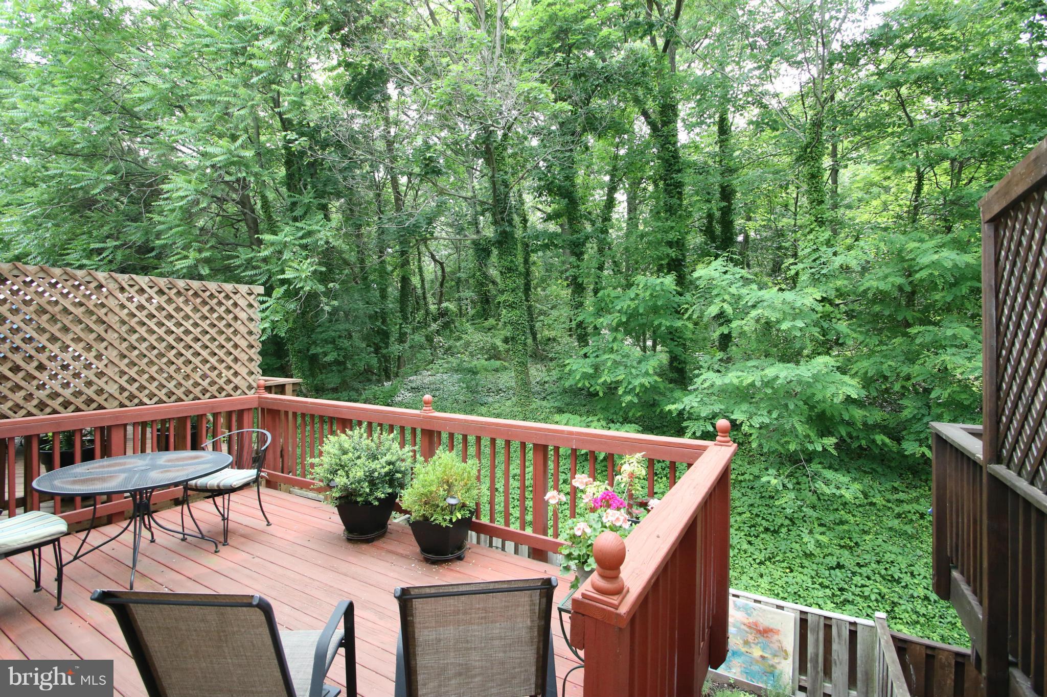 QUAKER HILL - Residential