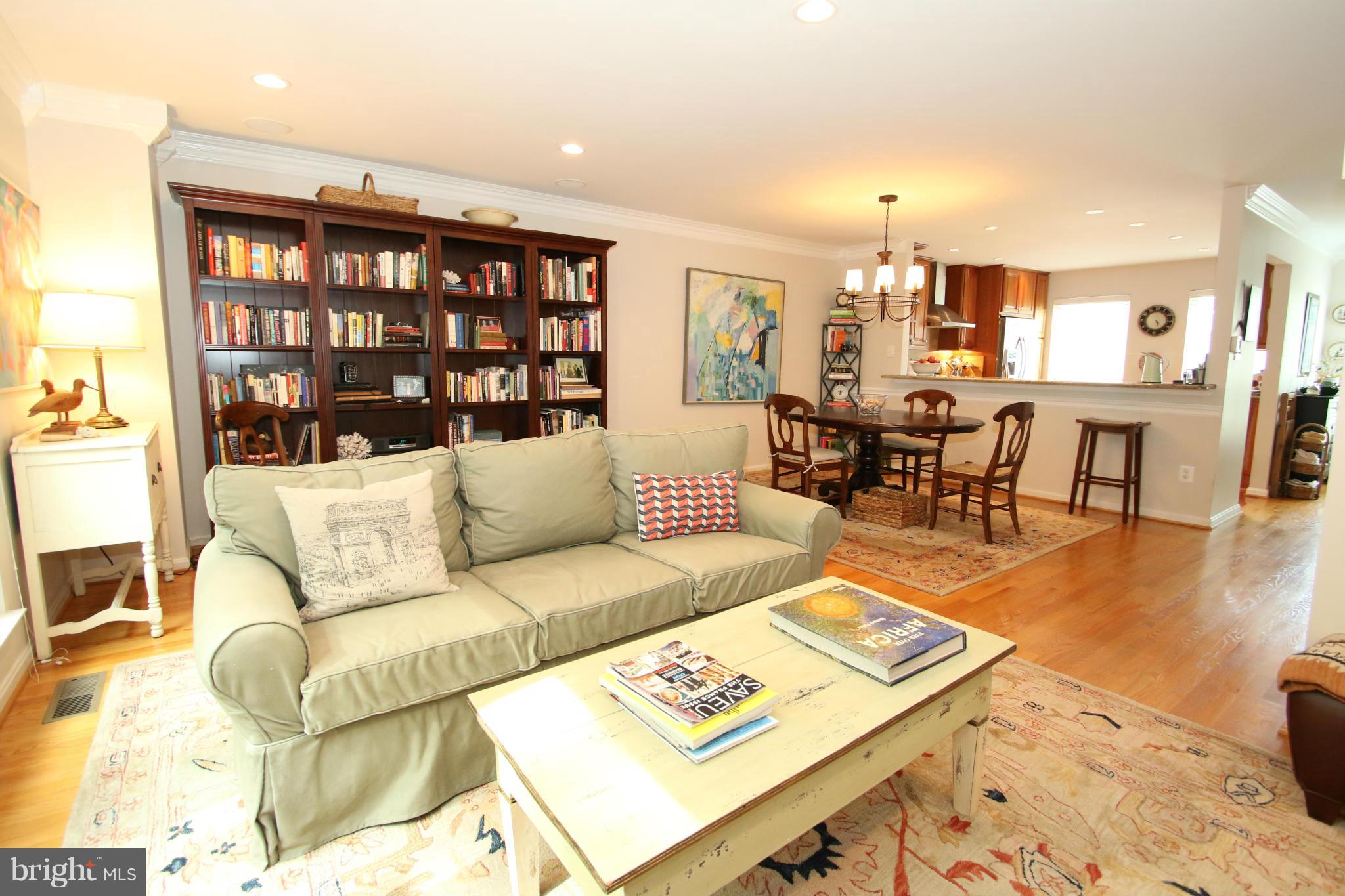 QUAKER HILL - Residential