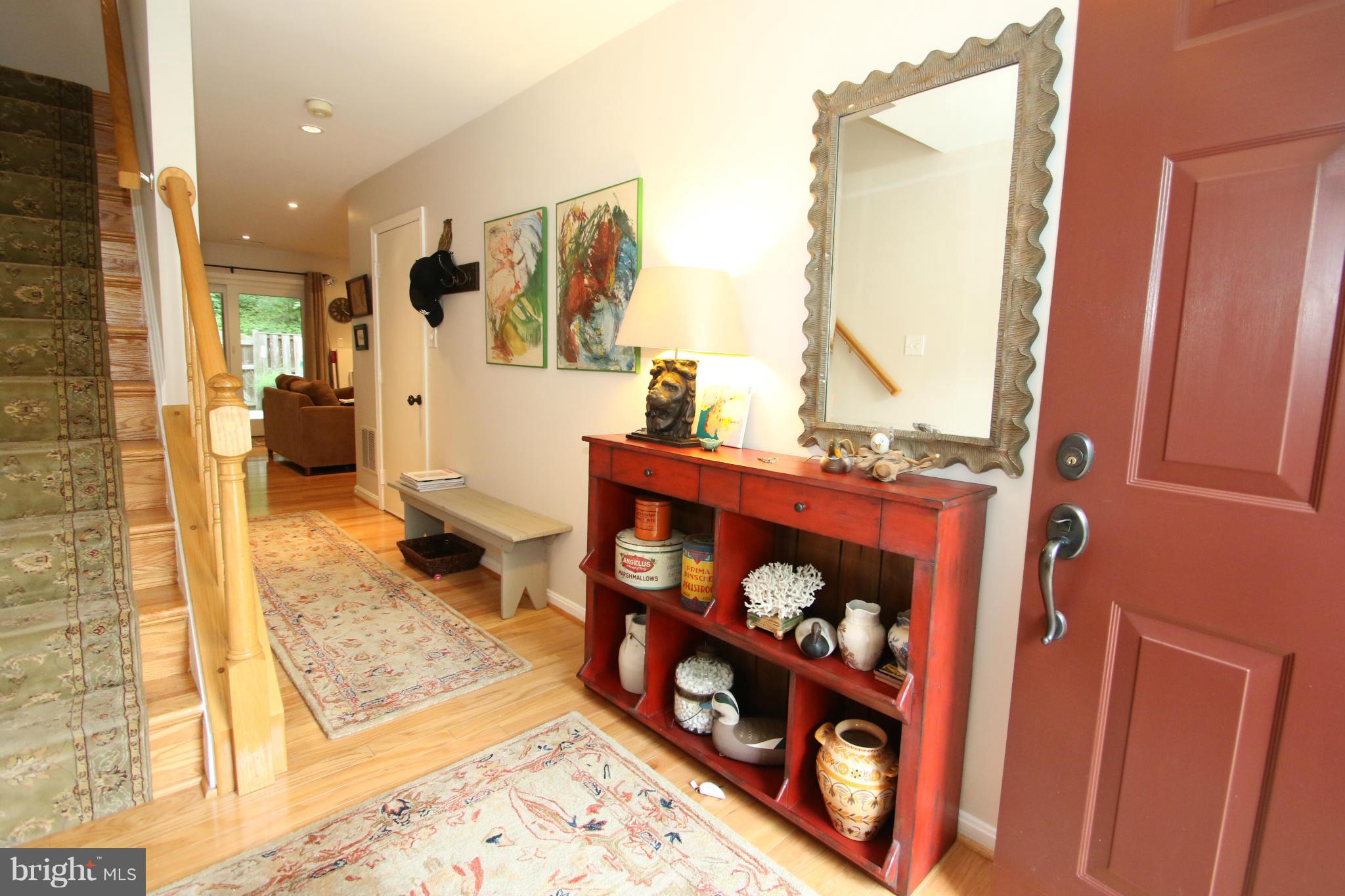 QUAKER HILL - Residential