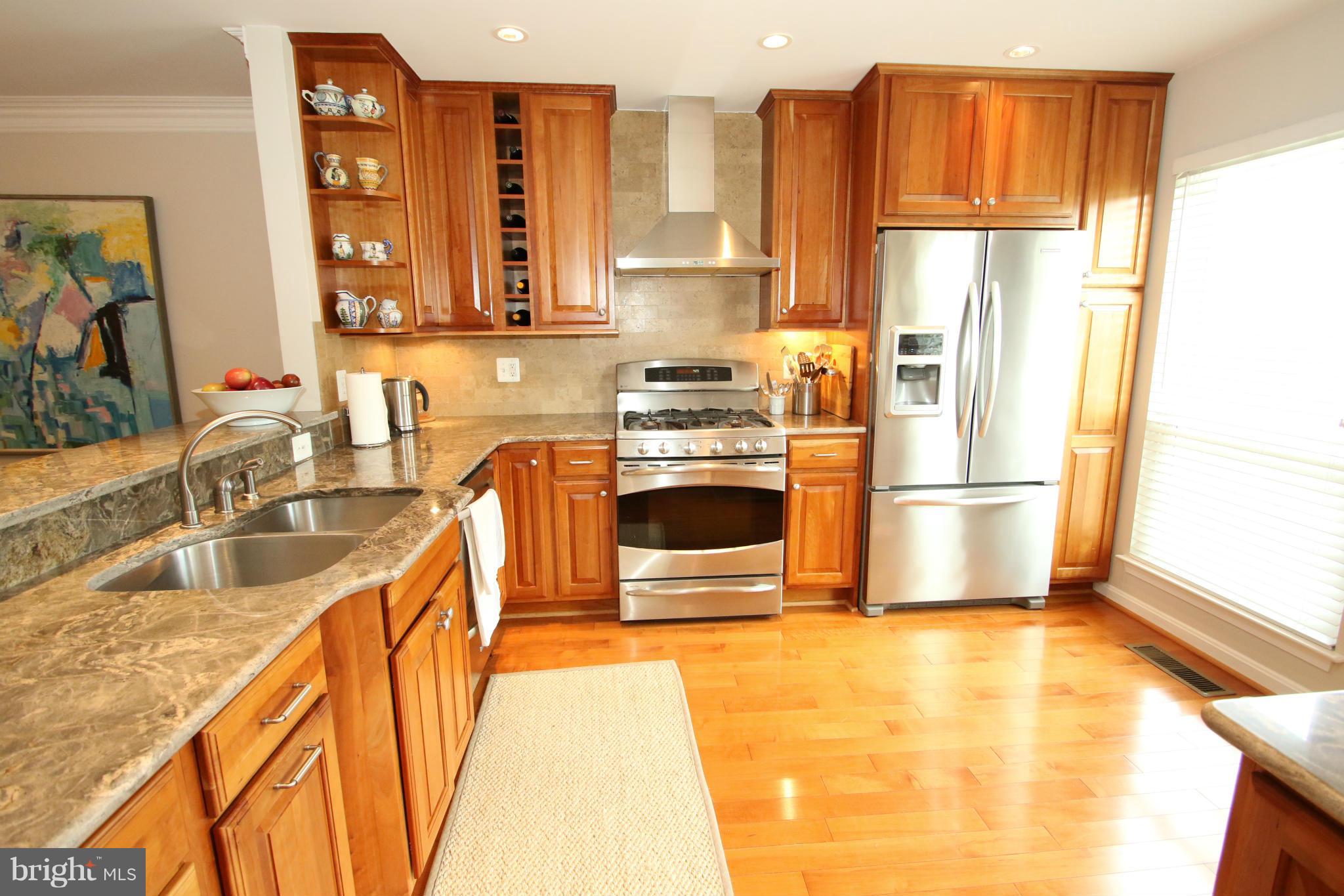 QUAKER HILL - Residential