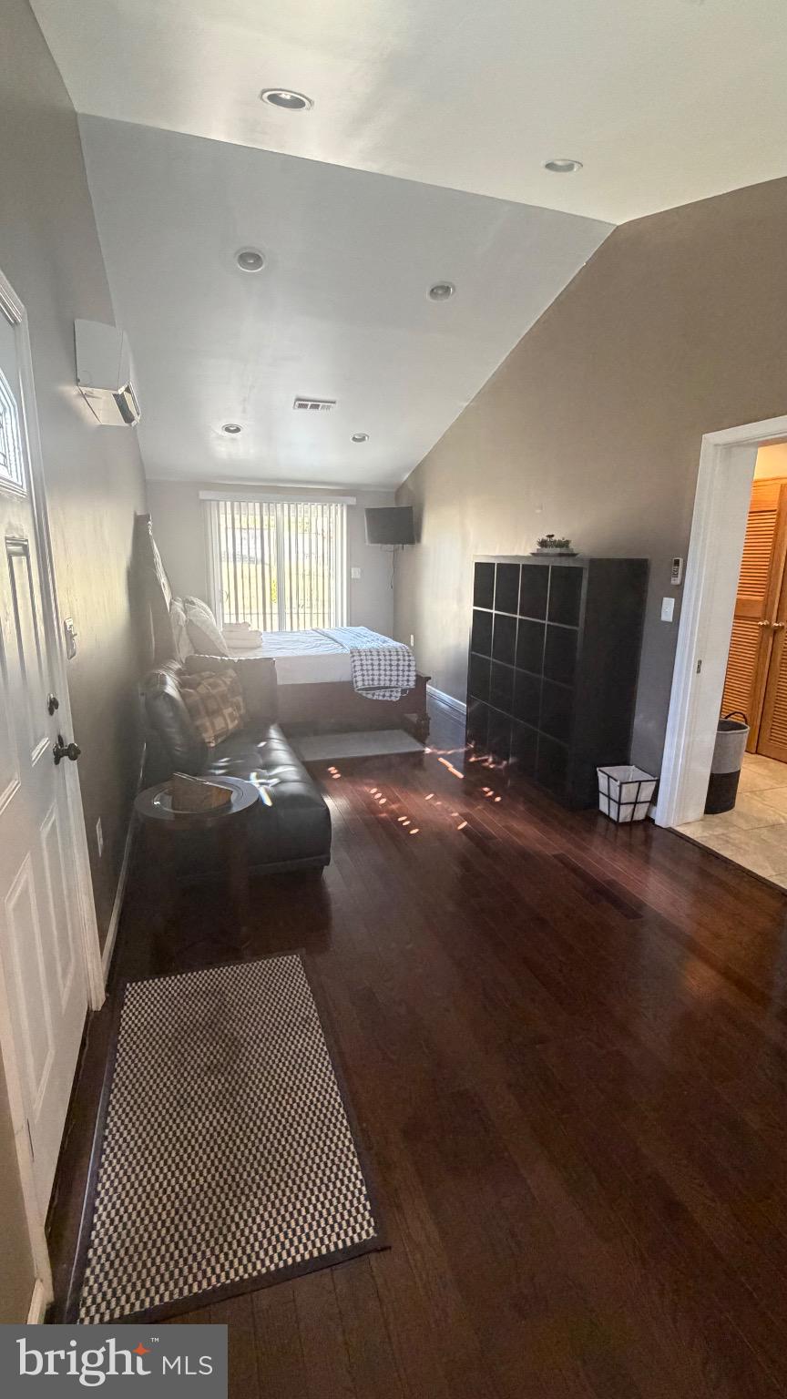 MONTICELLO FOREST - Residential Lease