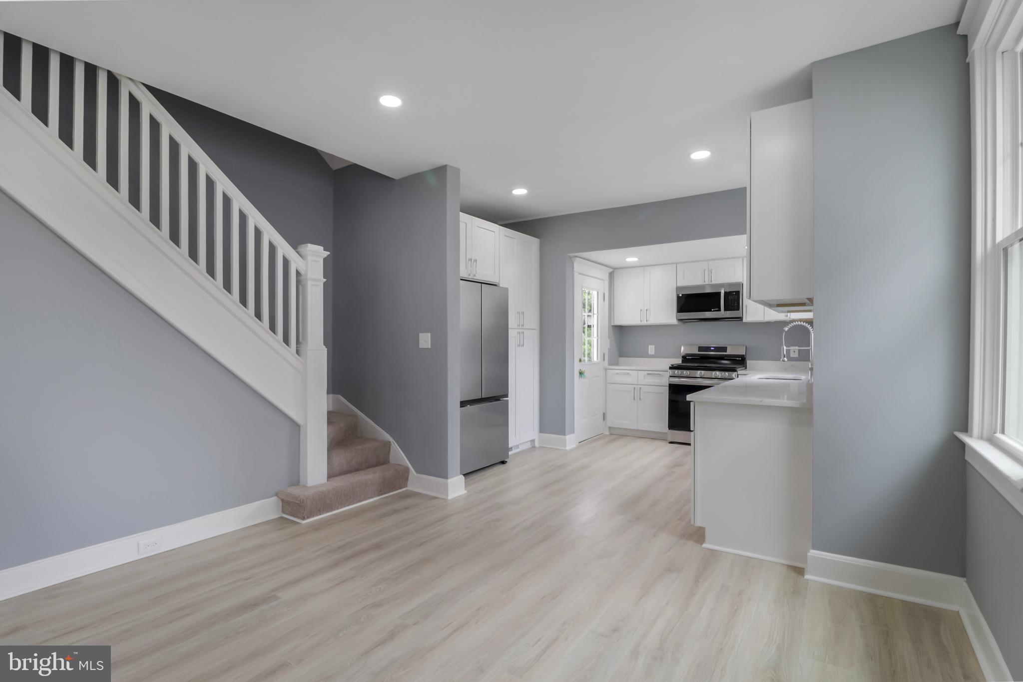47 PROSPECT N