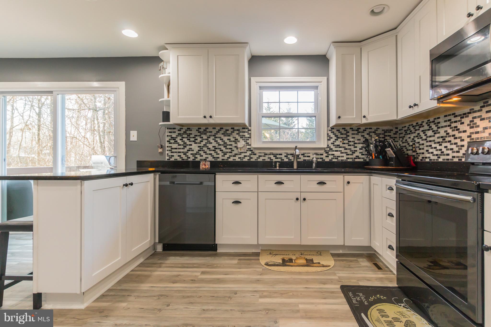 FOX CHASE - Residential