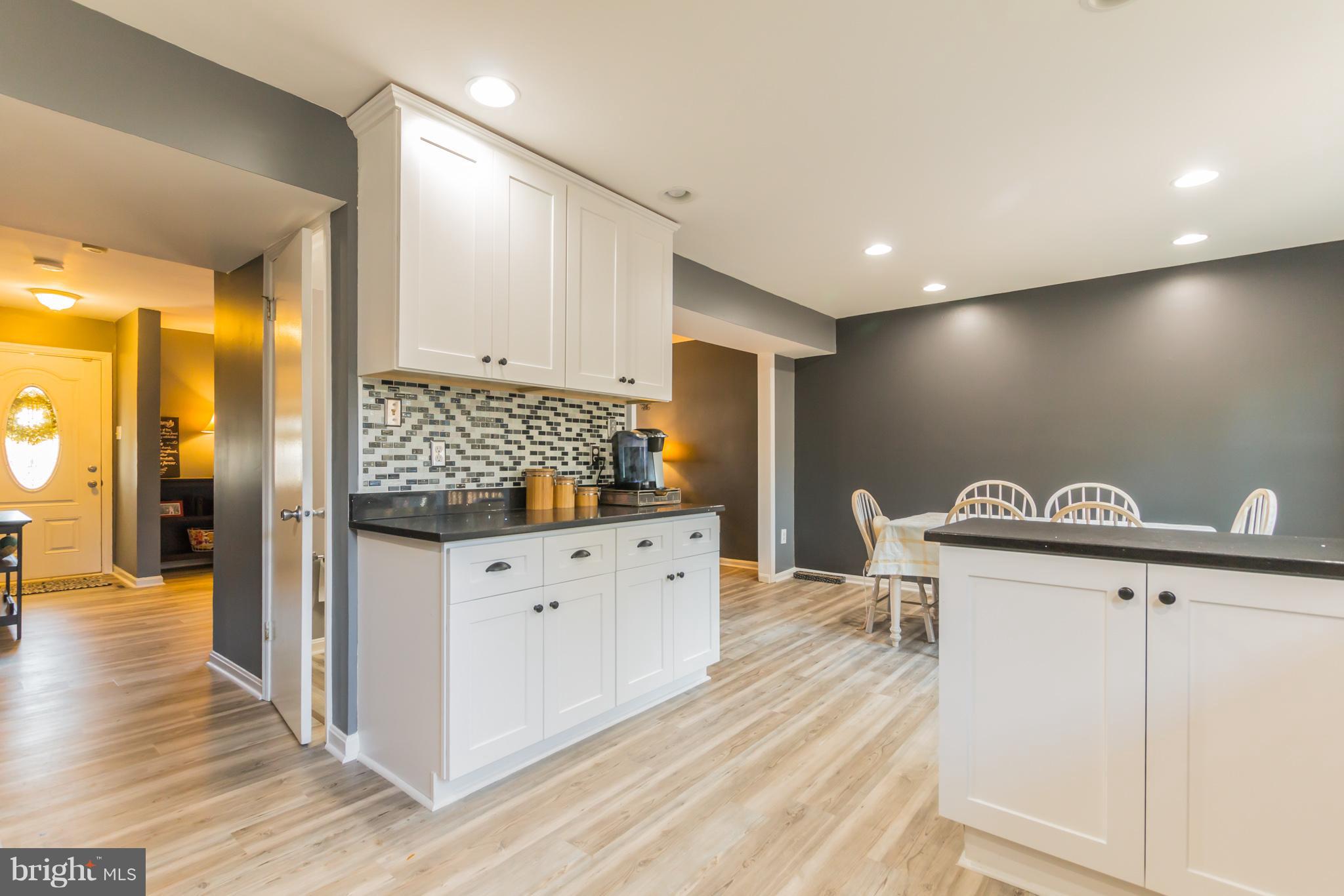 FOX CHASE - Residential