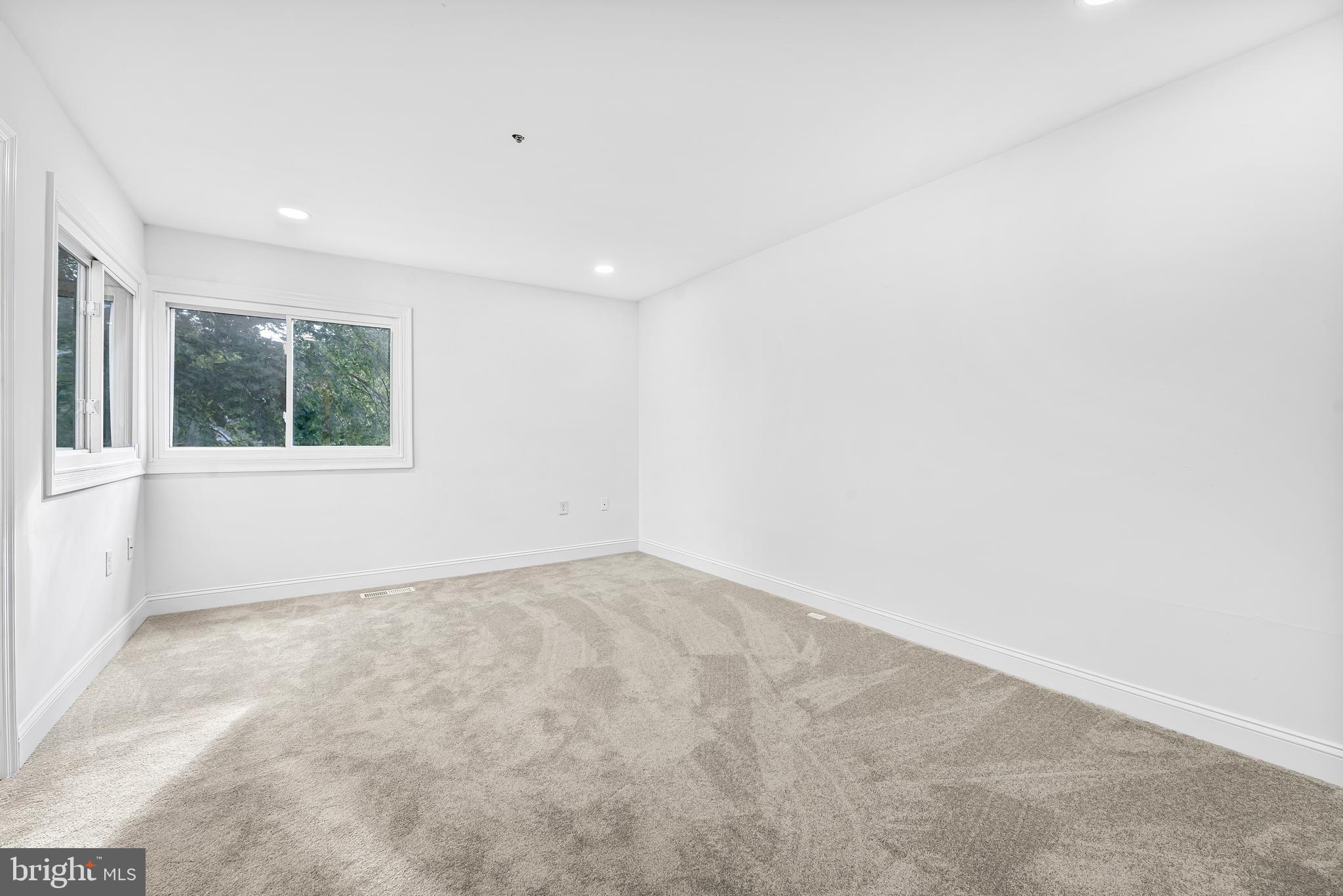 SOUTHVIEW - Residential