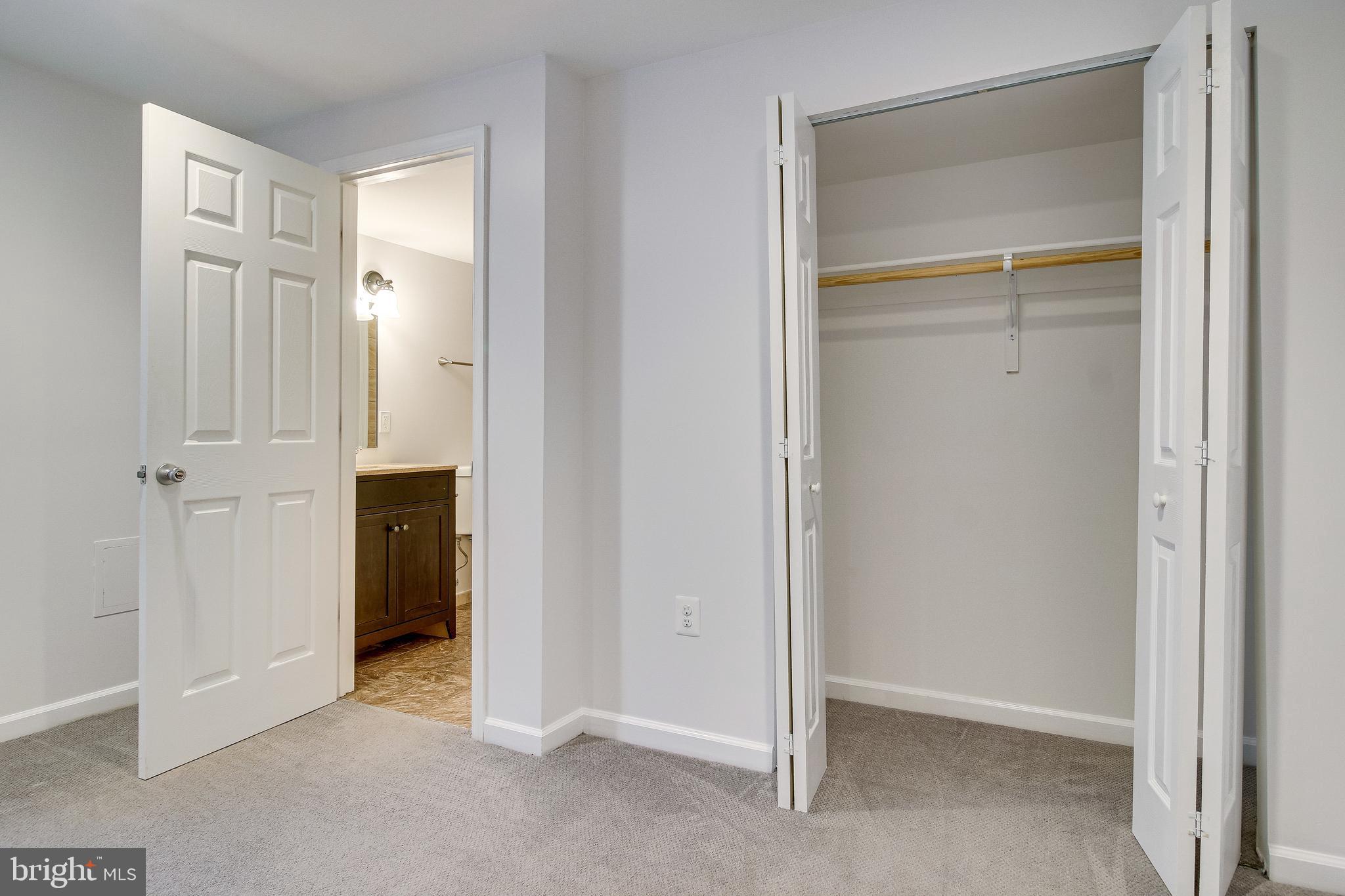 BURKE CENTRE - Residential