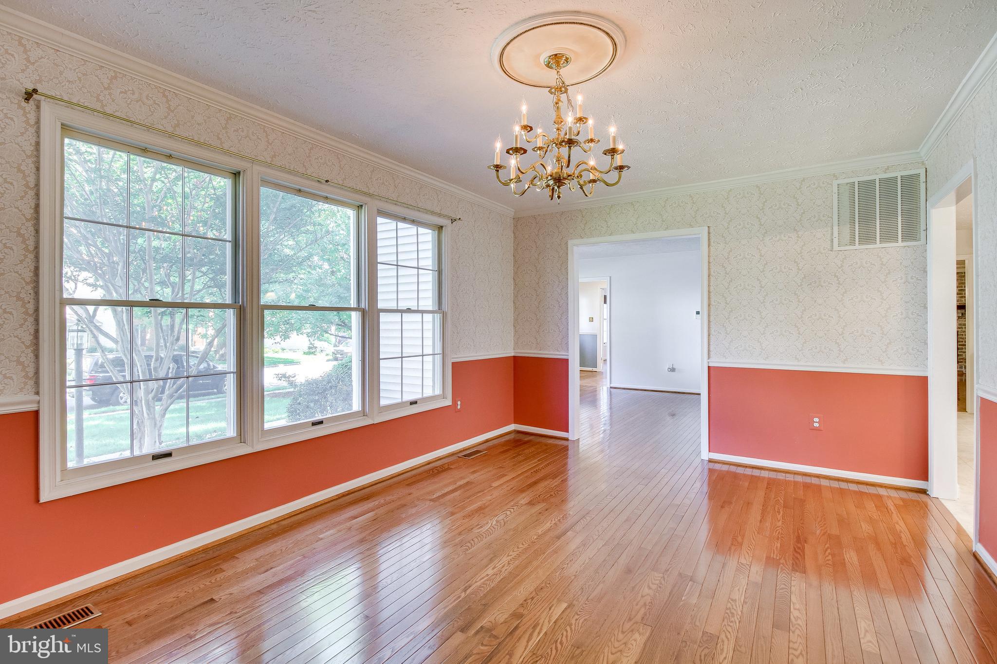 BURKE CENTRE - Residential