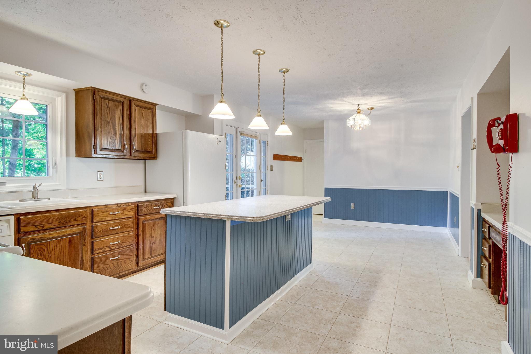 BURKE CENTRE - Residential