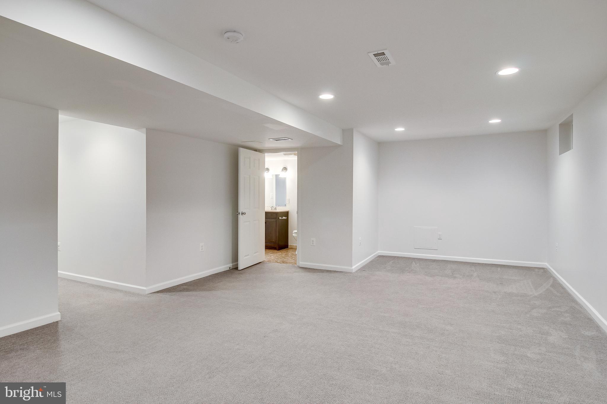 BURKE CENTRE - Residential