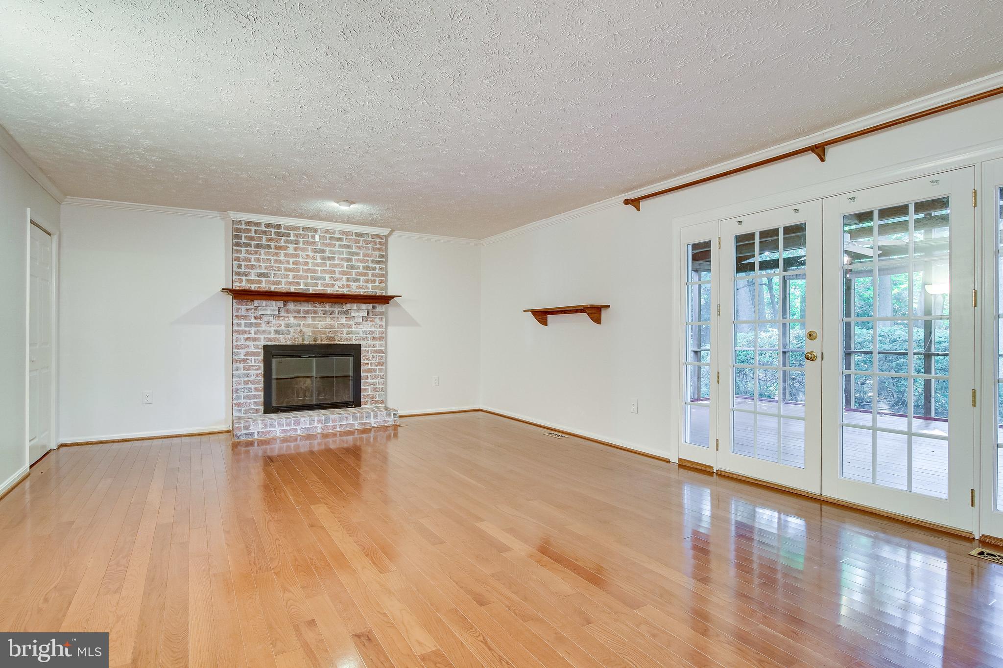 BURKE CENTRE - Residential