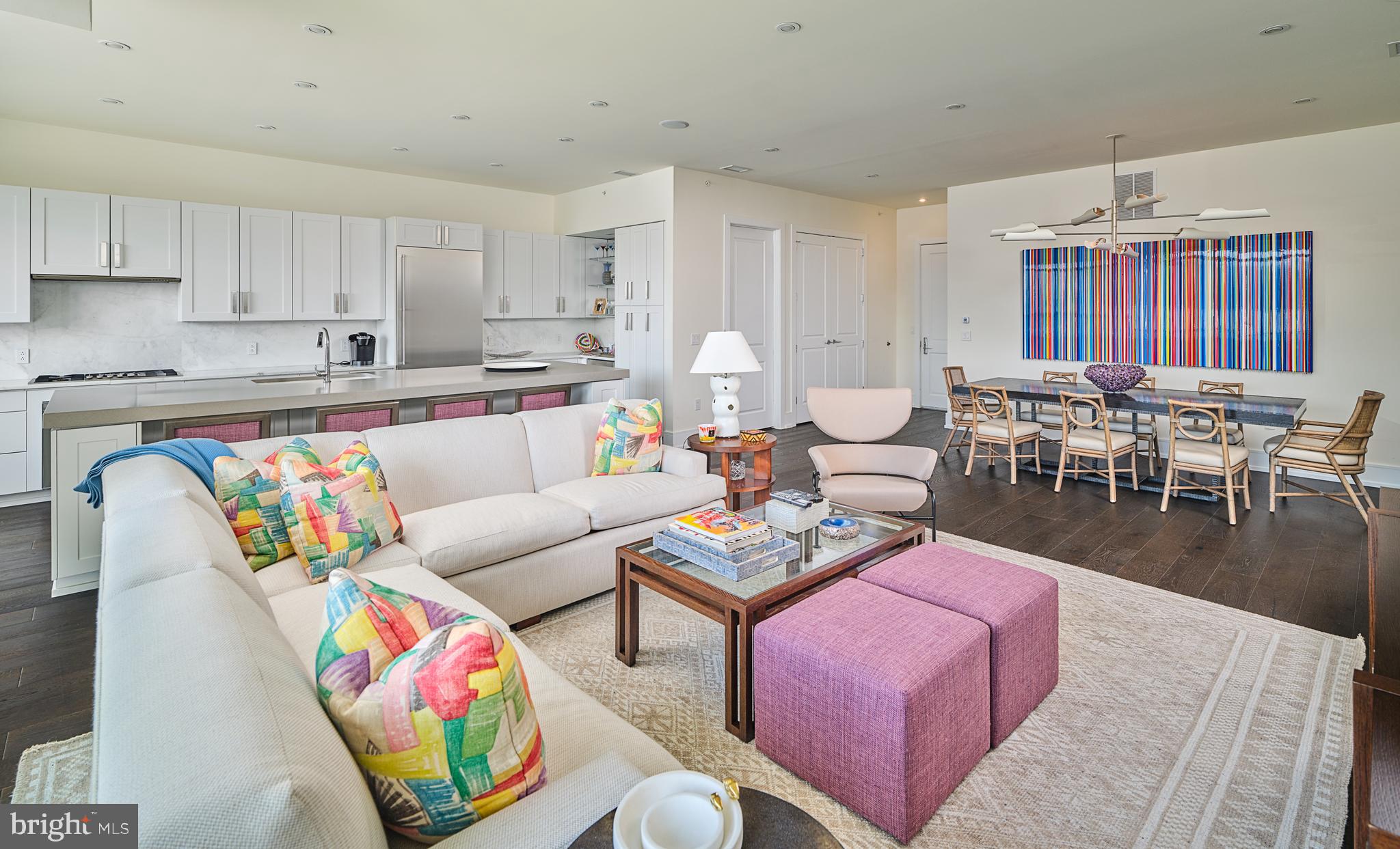 SOCIETY HILL - Residential