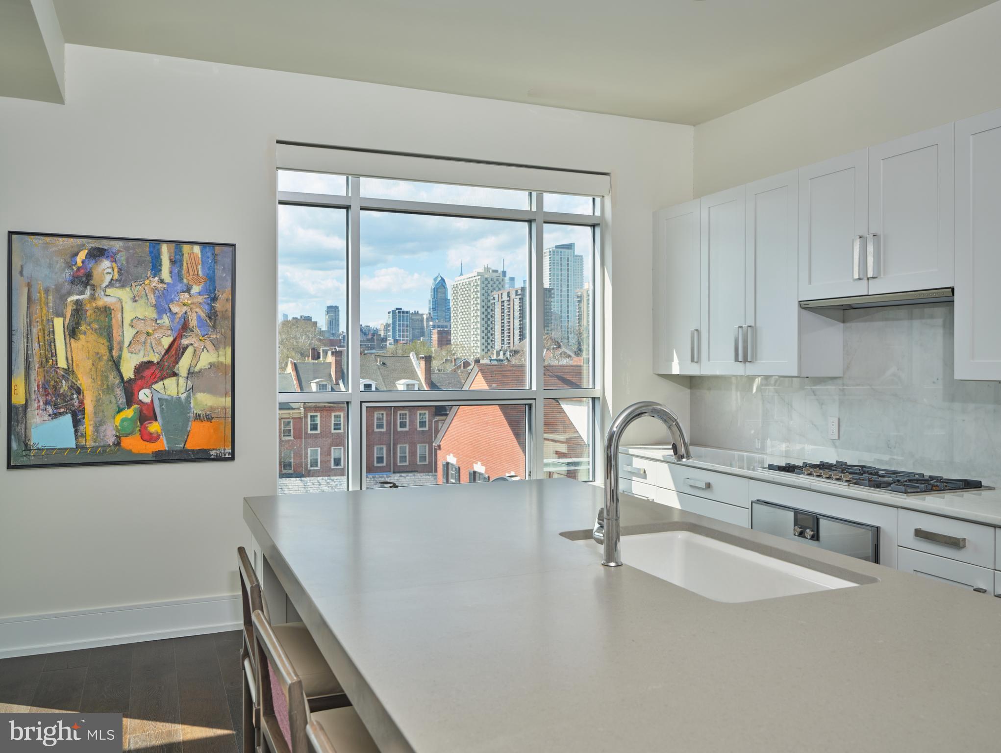 SOCIETY HILL - Residential