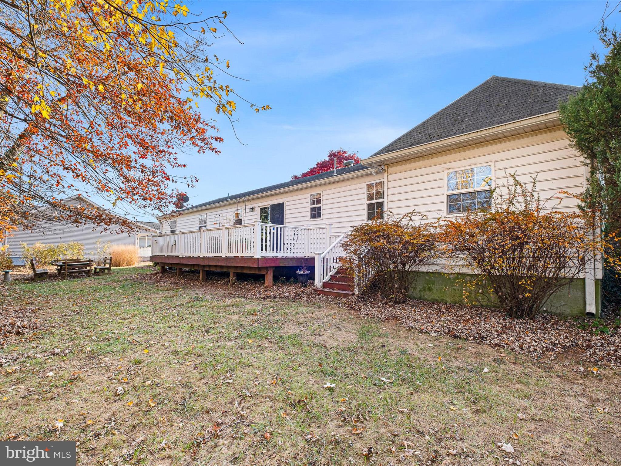 CHESAPEAKE ISLE - Residential