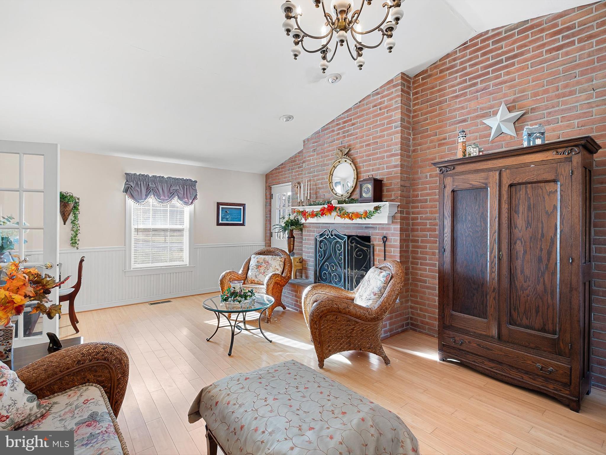 CHESAPEAKE ISLE - Residential