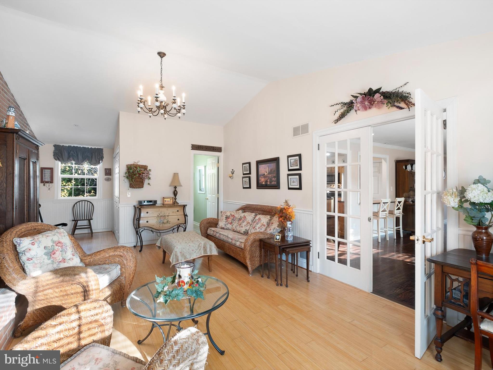 CHESAPEAKE ISLE - Residential