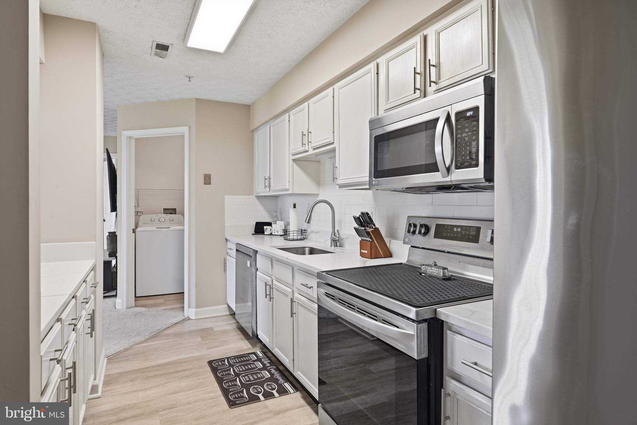 6505 SPRINGWATER COURT 7401