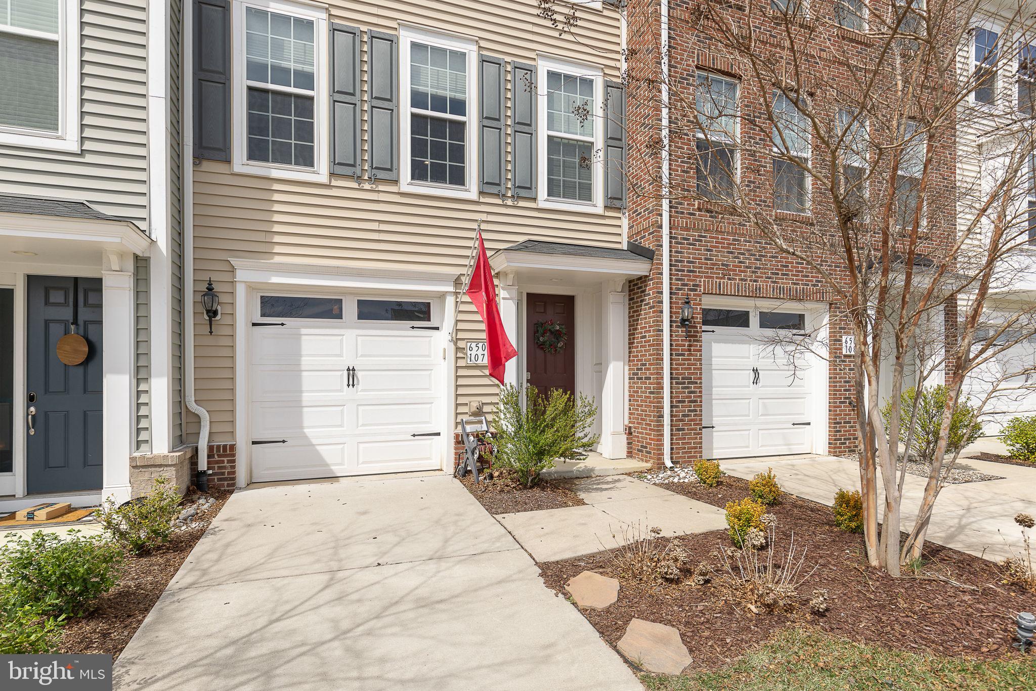 EMBREY MILL - Residential