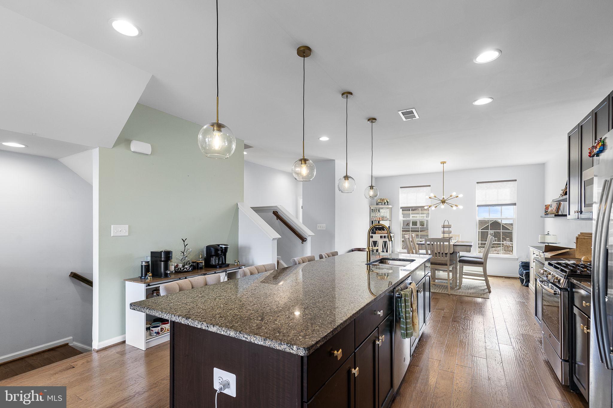 EMBREY MILL - Residential