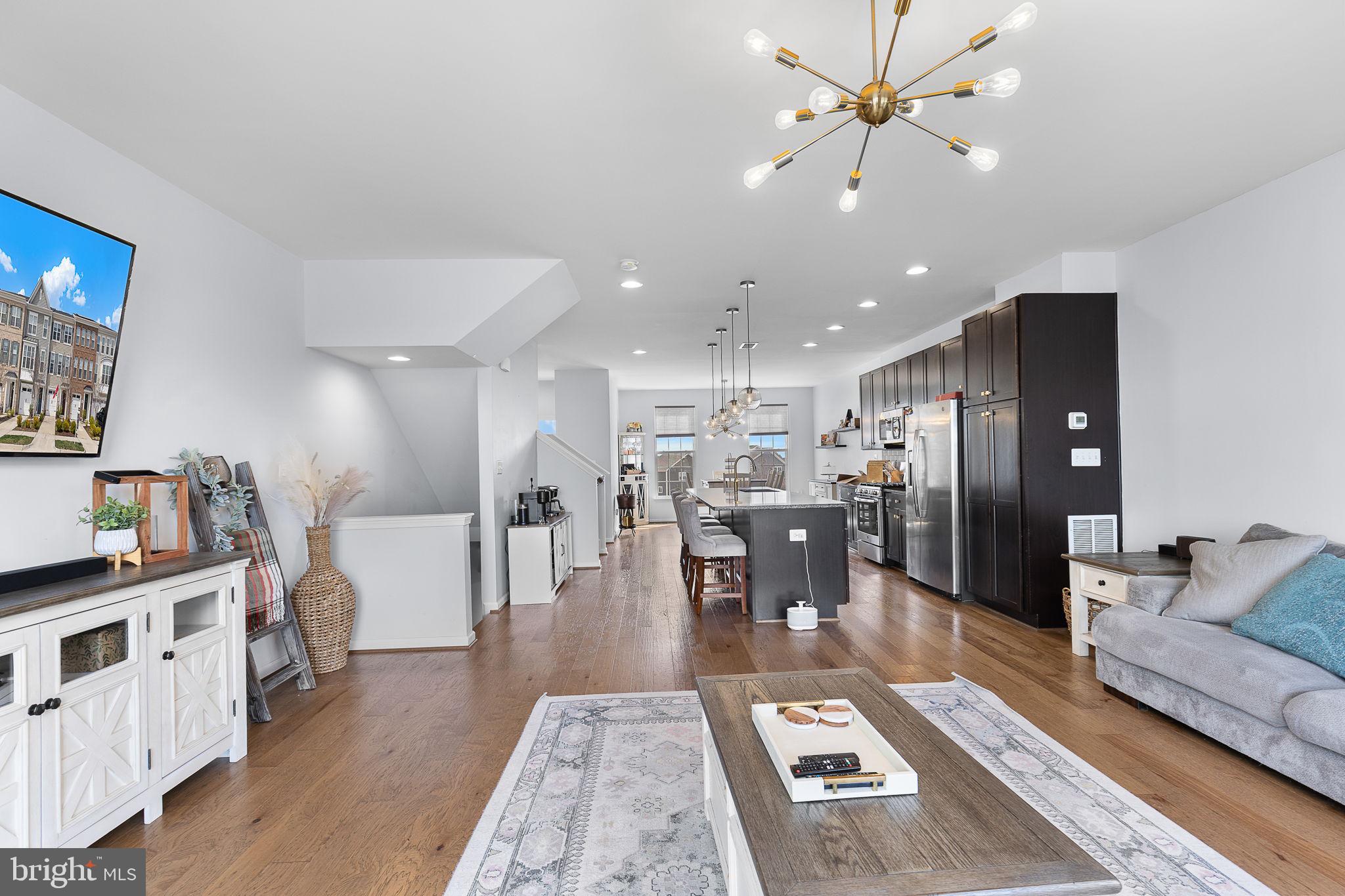 EMBREY MILL - Residential