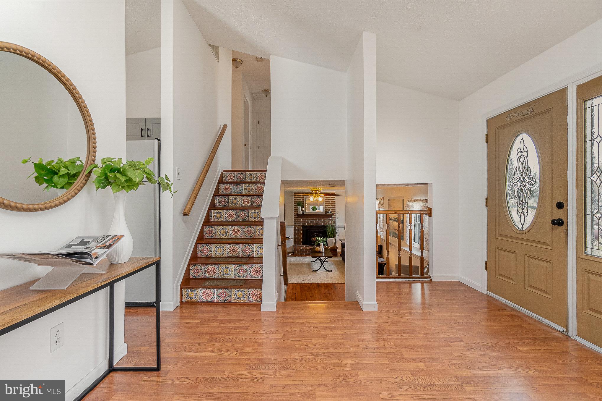 910 COBURN COURT