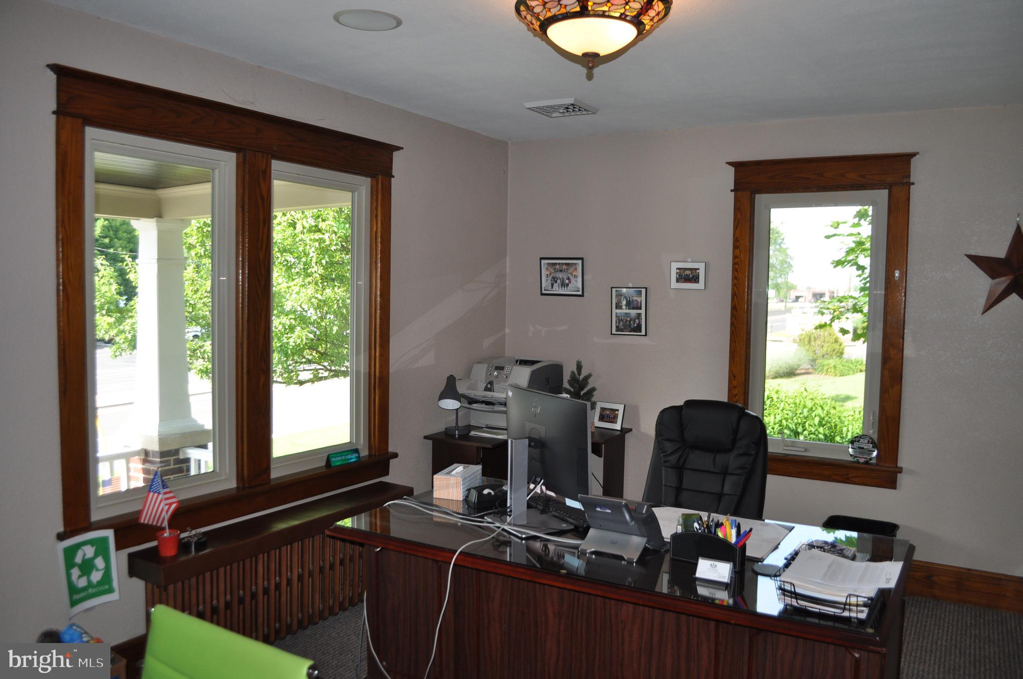 SCHUYLKILL HAVEN - Commercial Lease