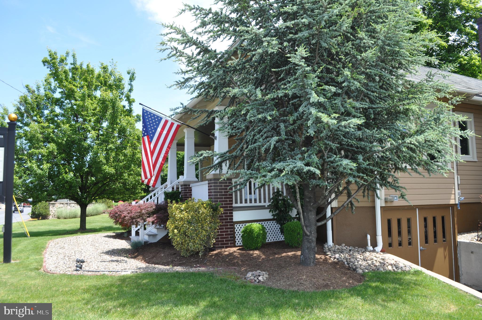 SCHUYLKILL HAVEN - Commercial Lease