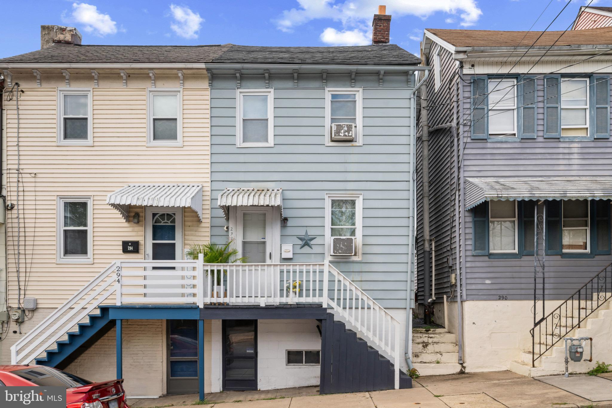 292 S 5TH STREET