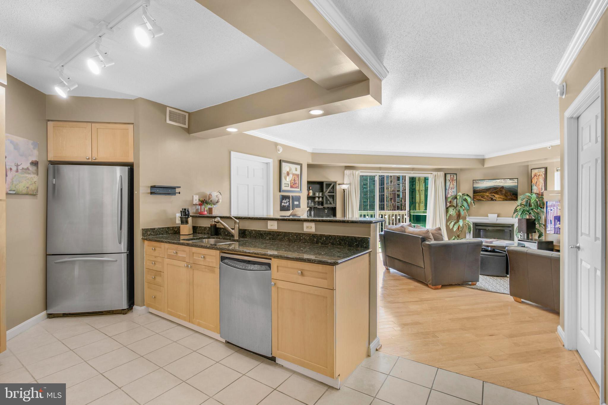 NORTHAMPTON PLACE - Residential Lease