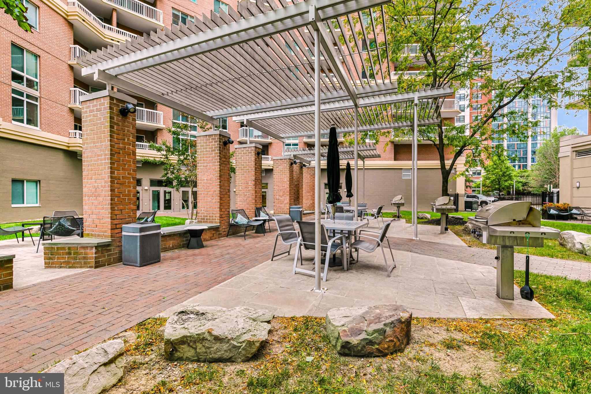 NORTHAMPTON PLACE - Residential Lease