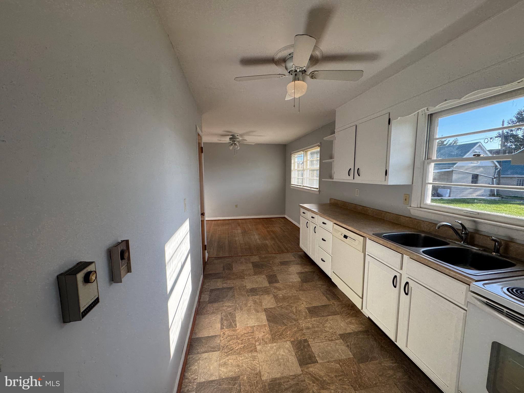 WAYNESBORO - Residential