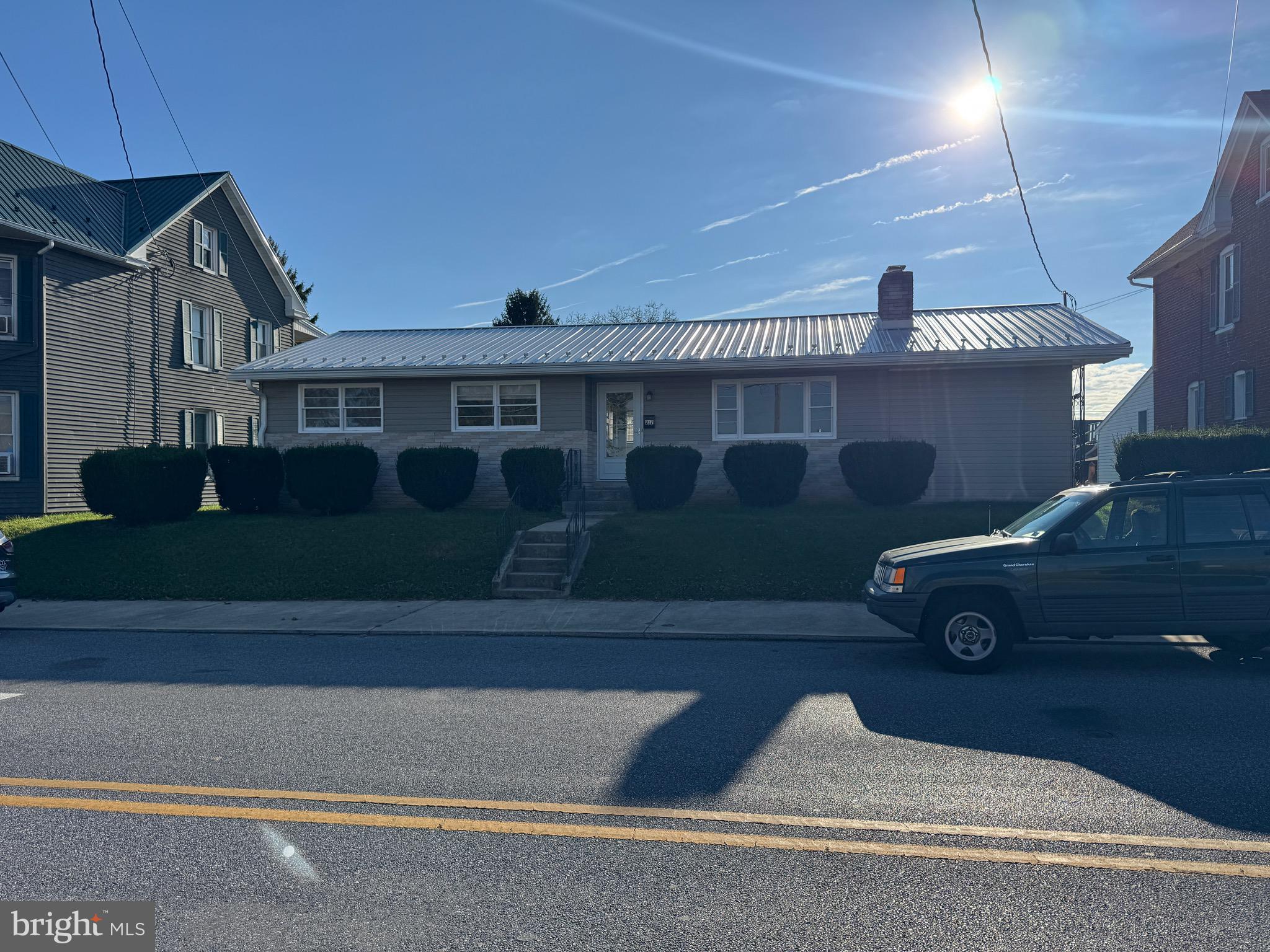 WAYNESBORO - Residential