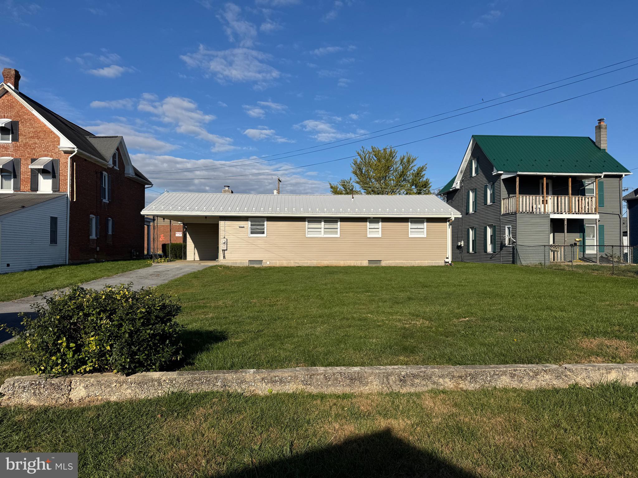 WAYNESBORO - Residential