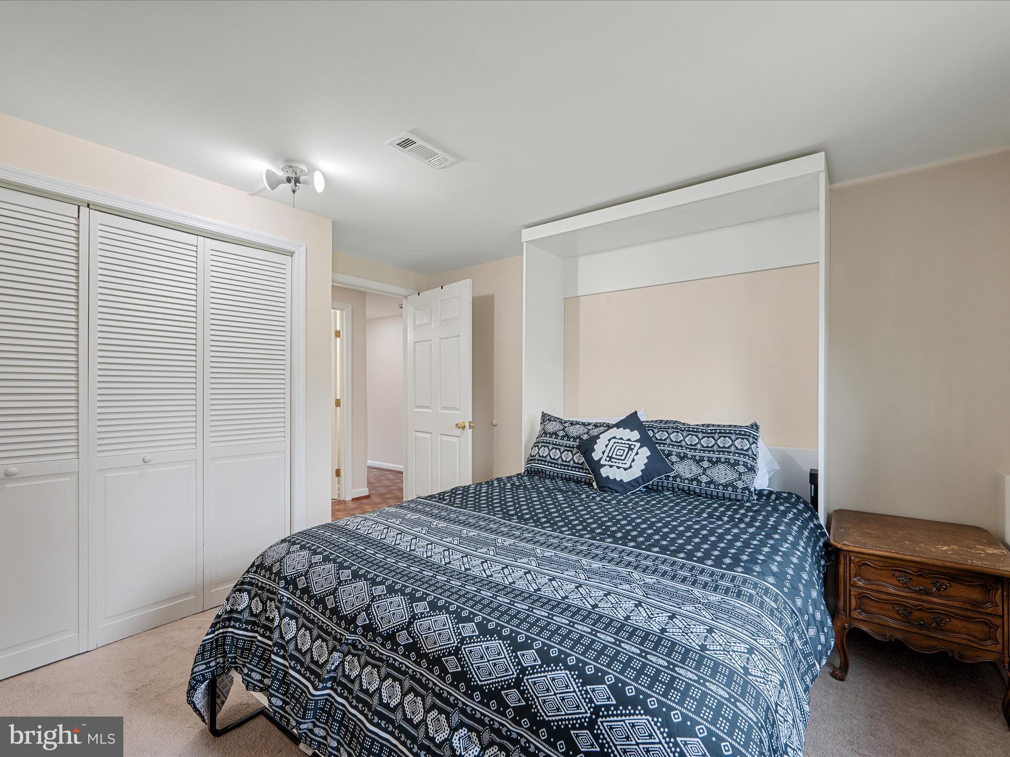 ROXBORO - Residential