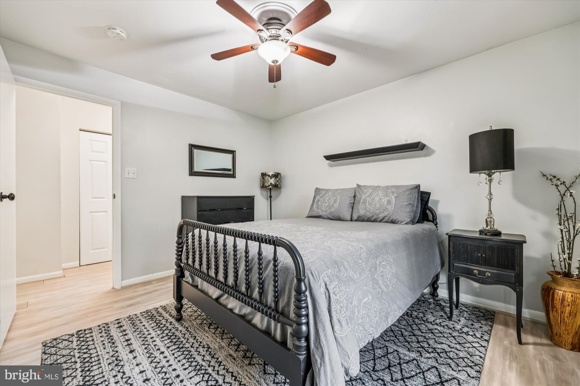 HOMELAND VILLAGE - Residential