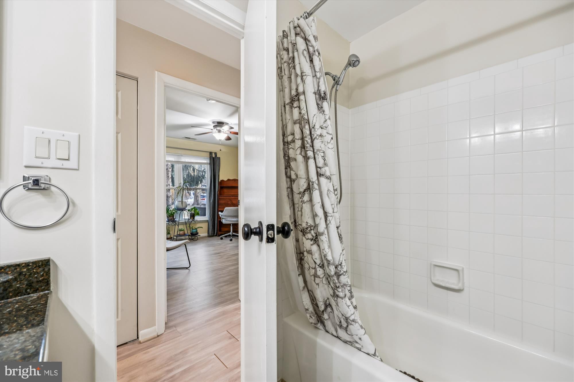 HOMELAND VILLAGE - Residential