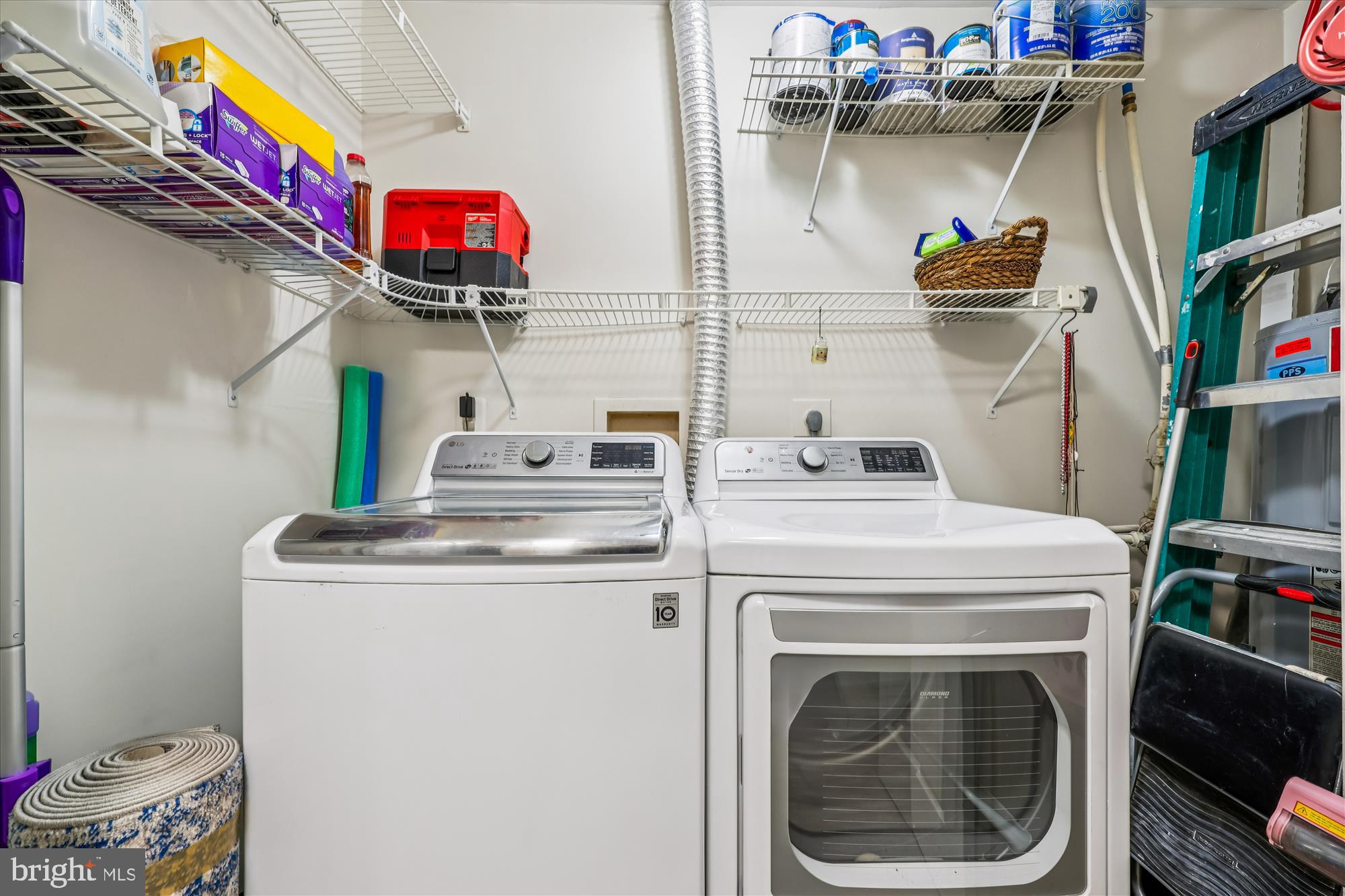 HOMELAND VILLAGE - Residential