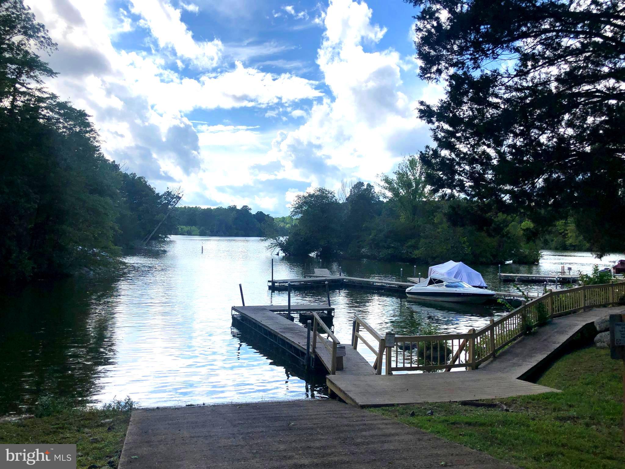 KELLYS LANDING - Land