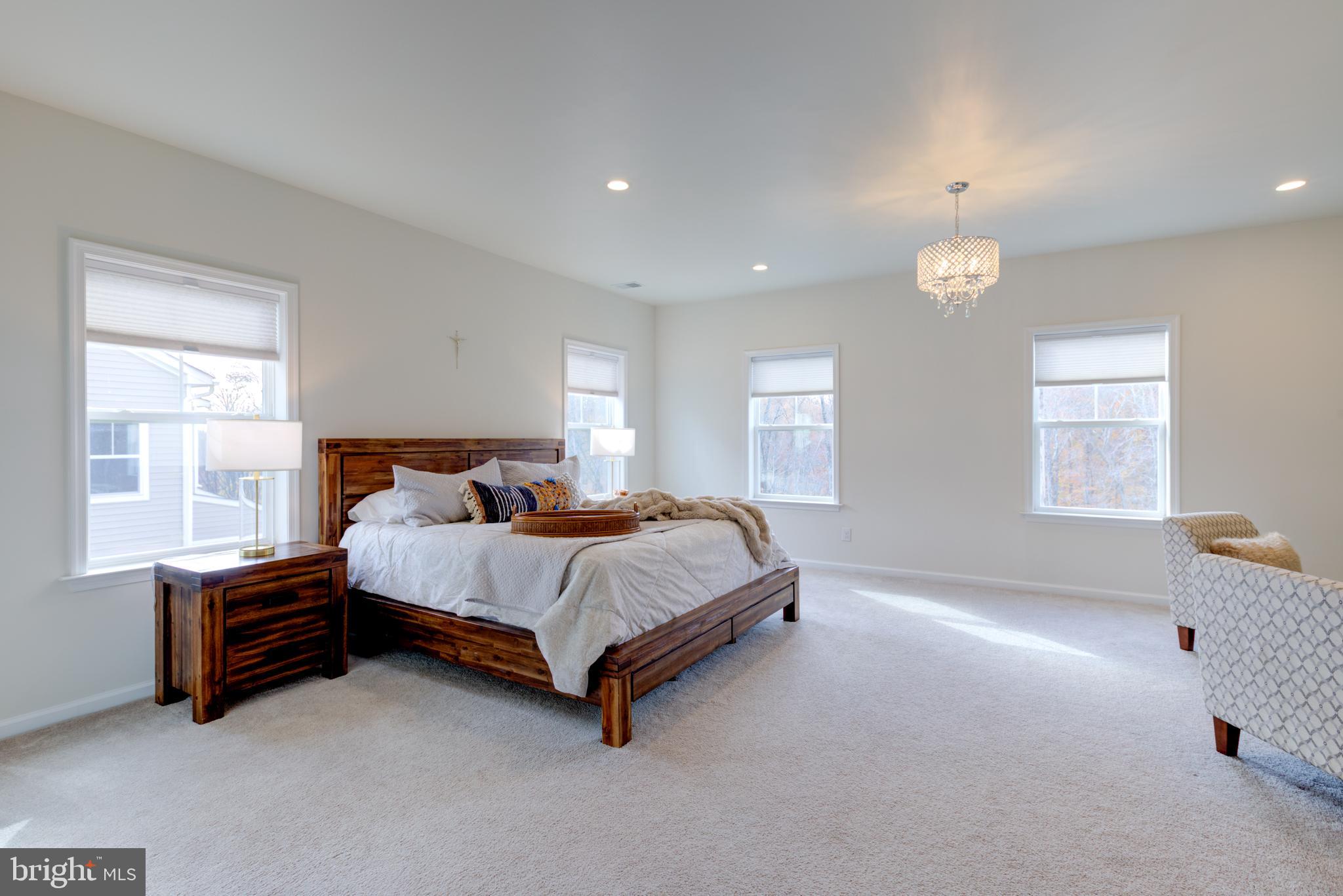 GARNET RESERVE - Residential