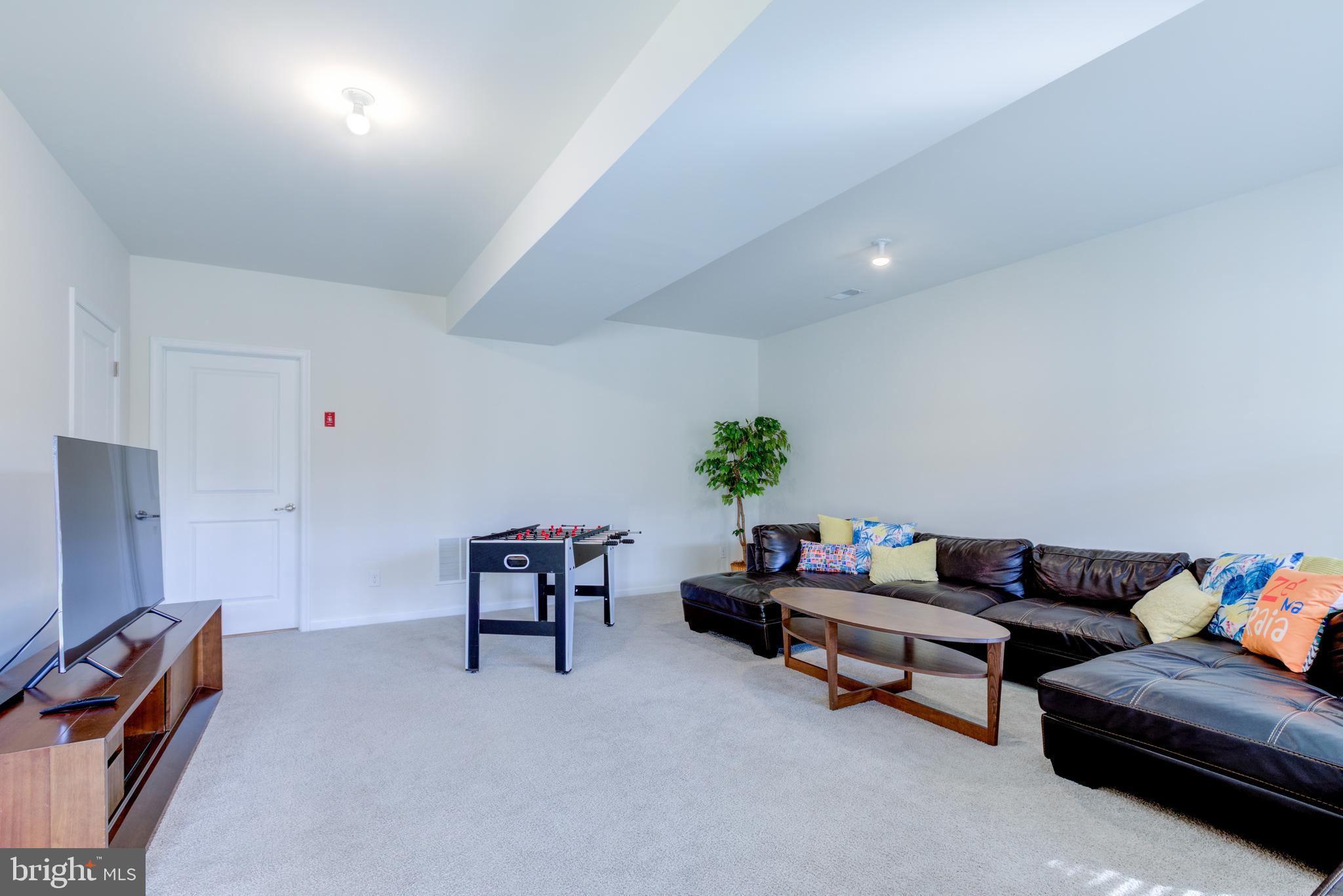 GARNET RESERVE - Residential