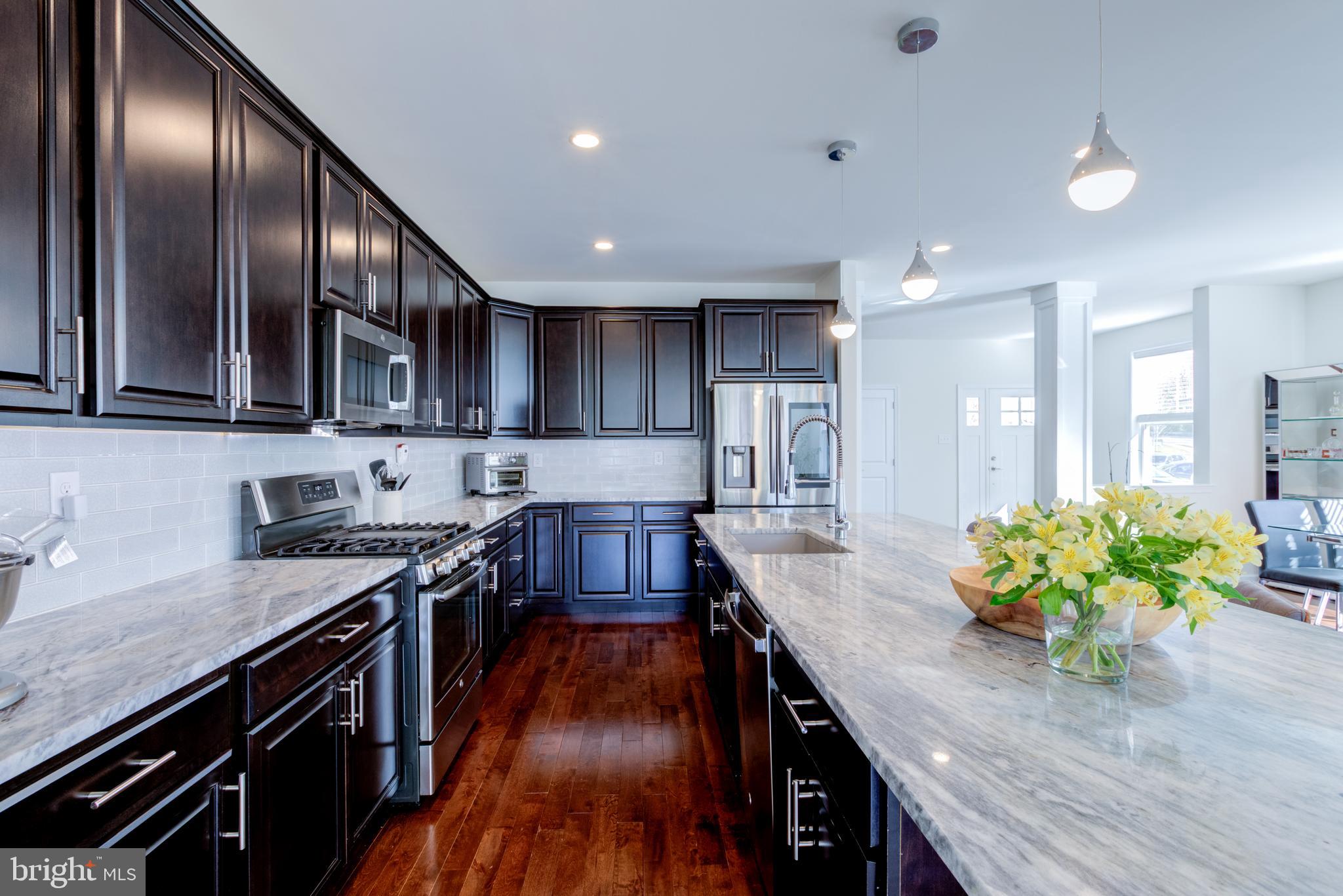 GARNET RESERVE - Residential