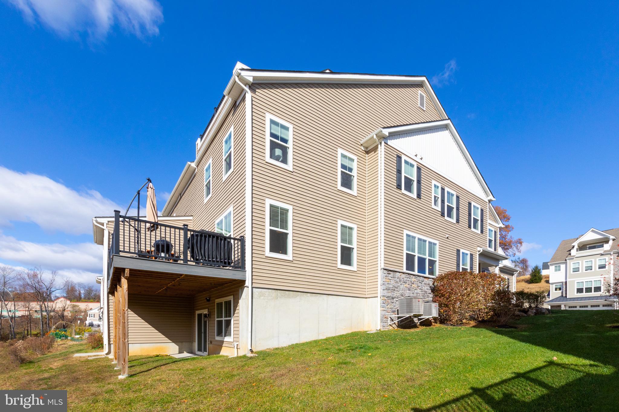 GARNET RESERVE - Residential