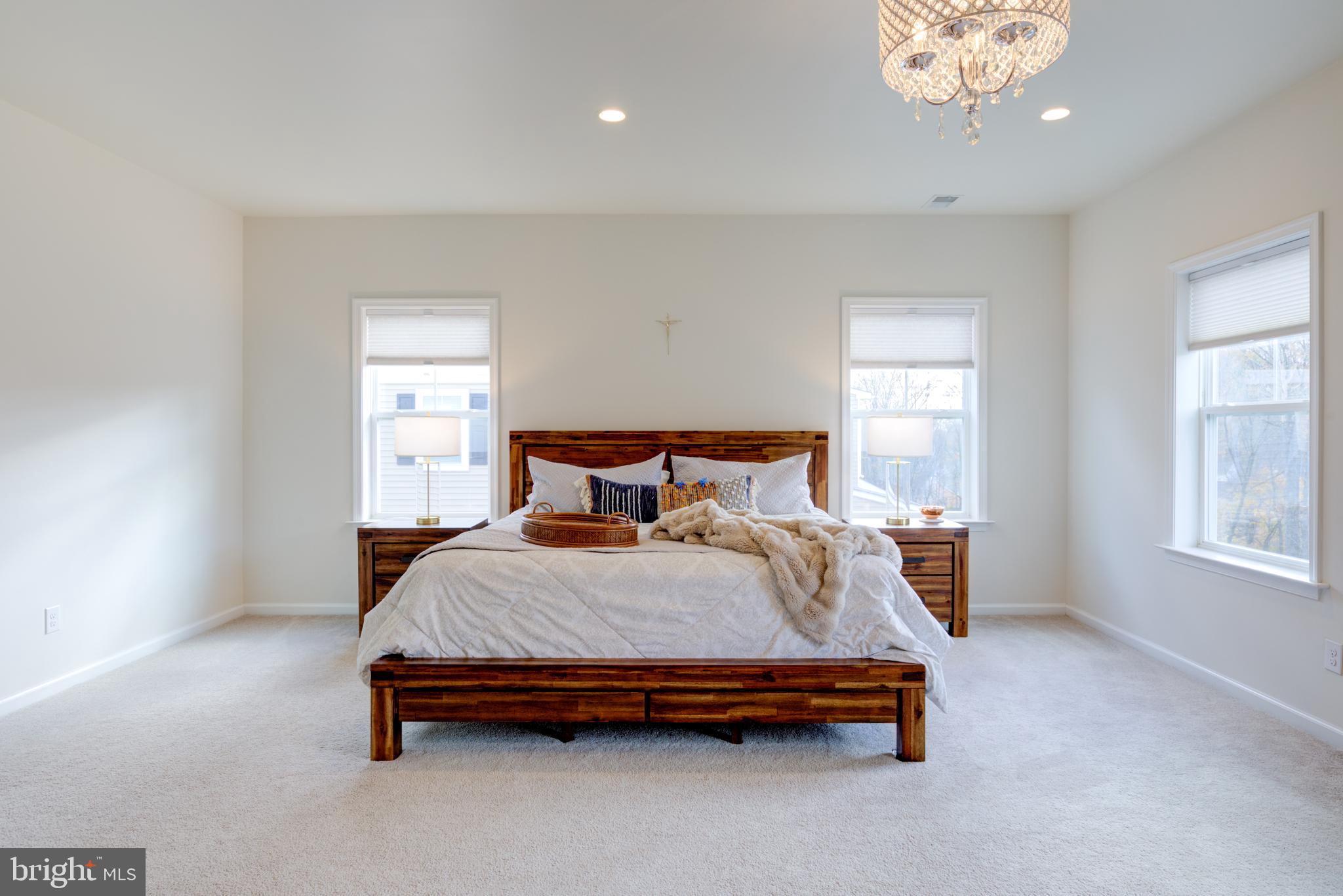 GARNET RESERVE - Residential