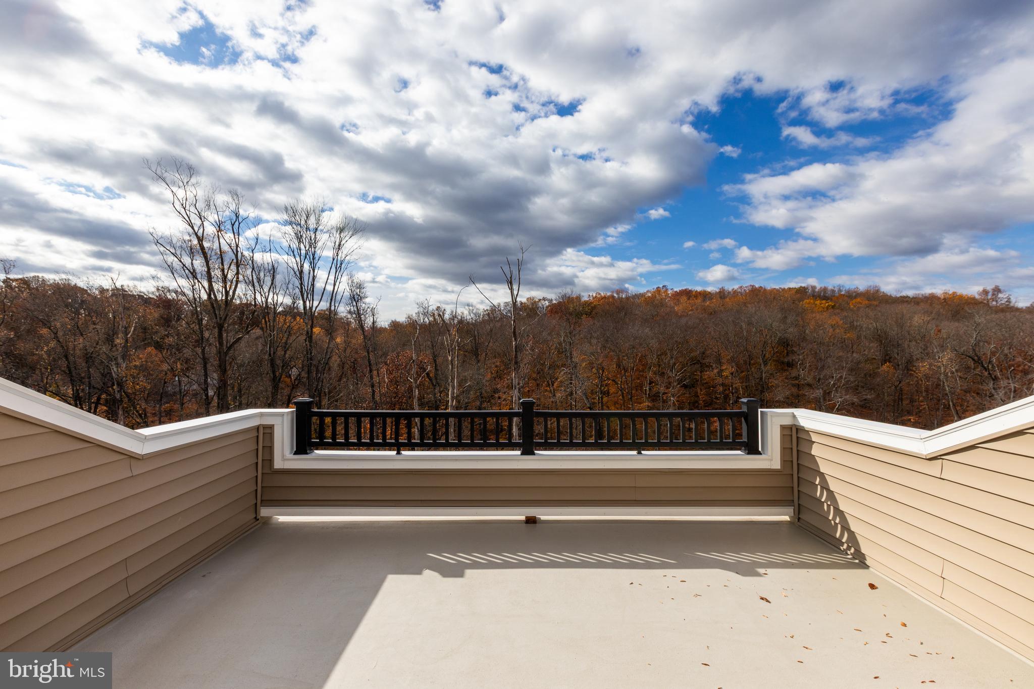 GARNET RESERVE - Residential