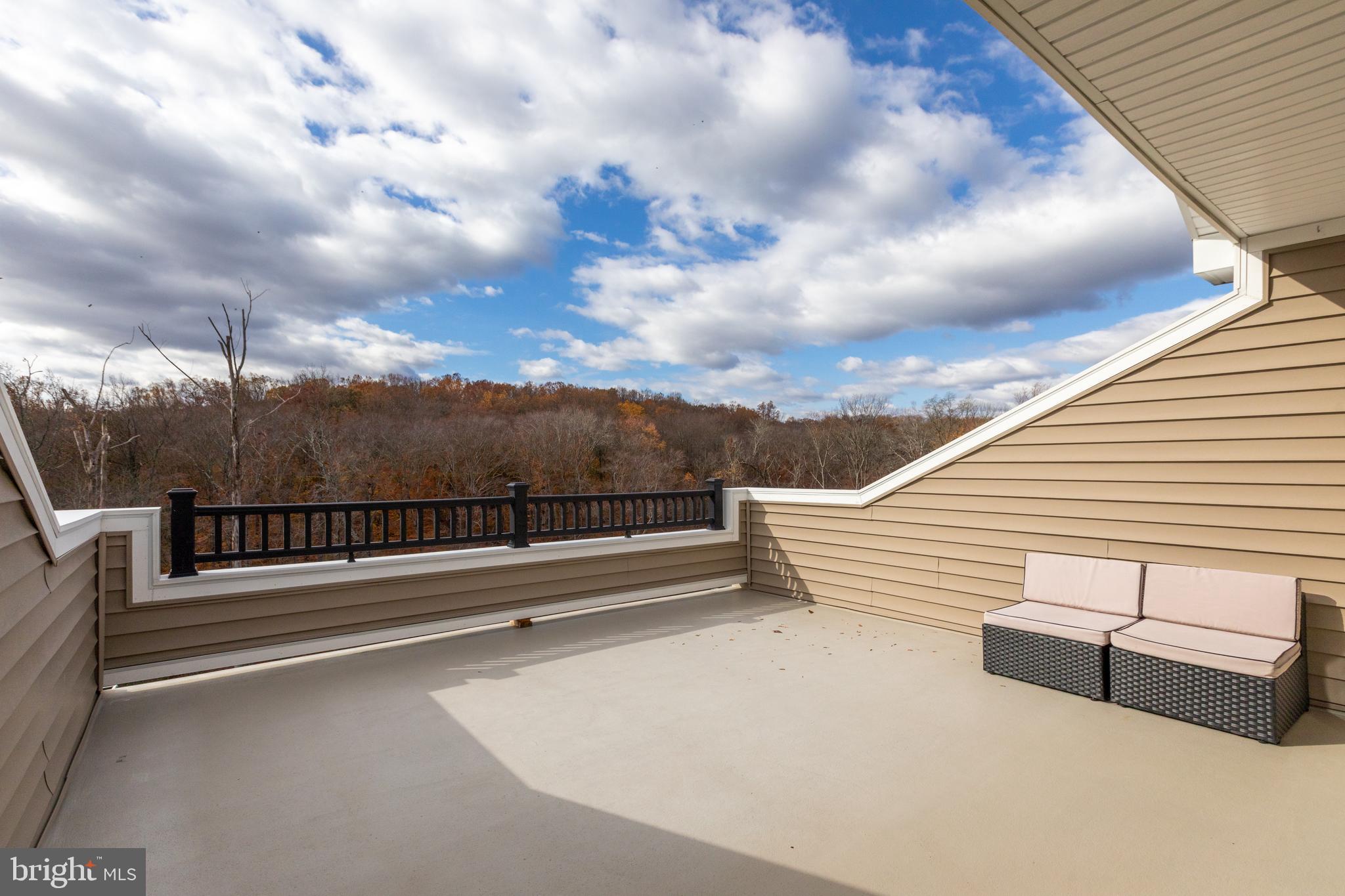 GARNET RESERVE - Residential