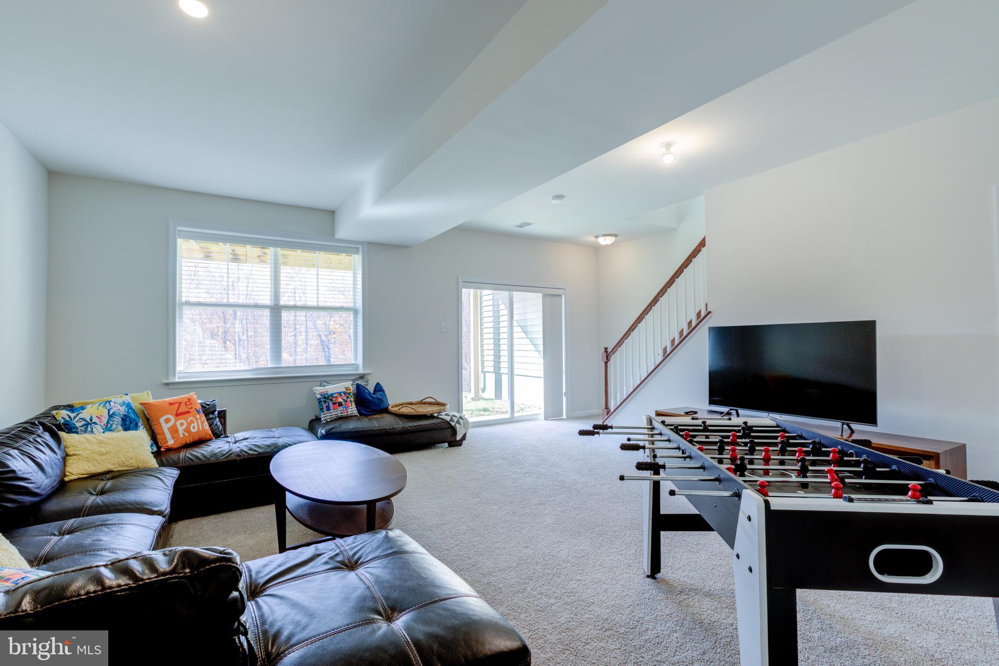 GARNET RESERVE - Residential